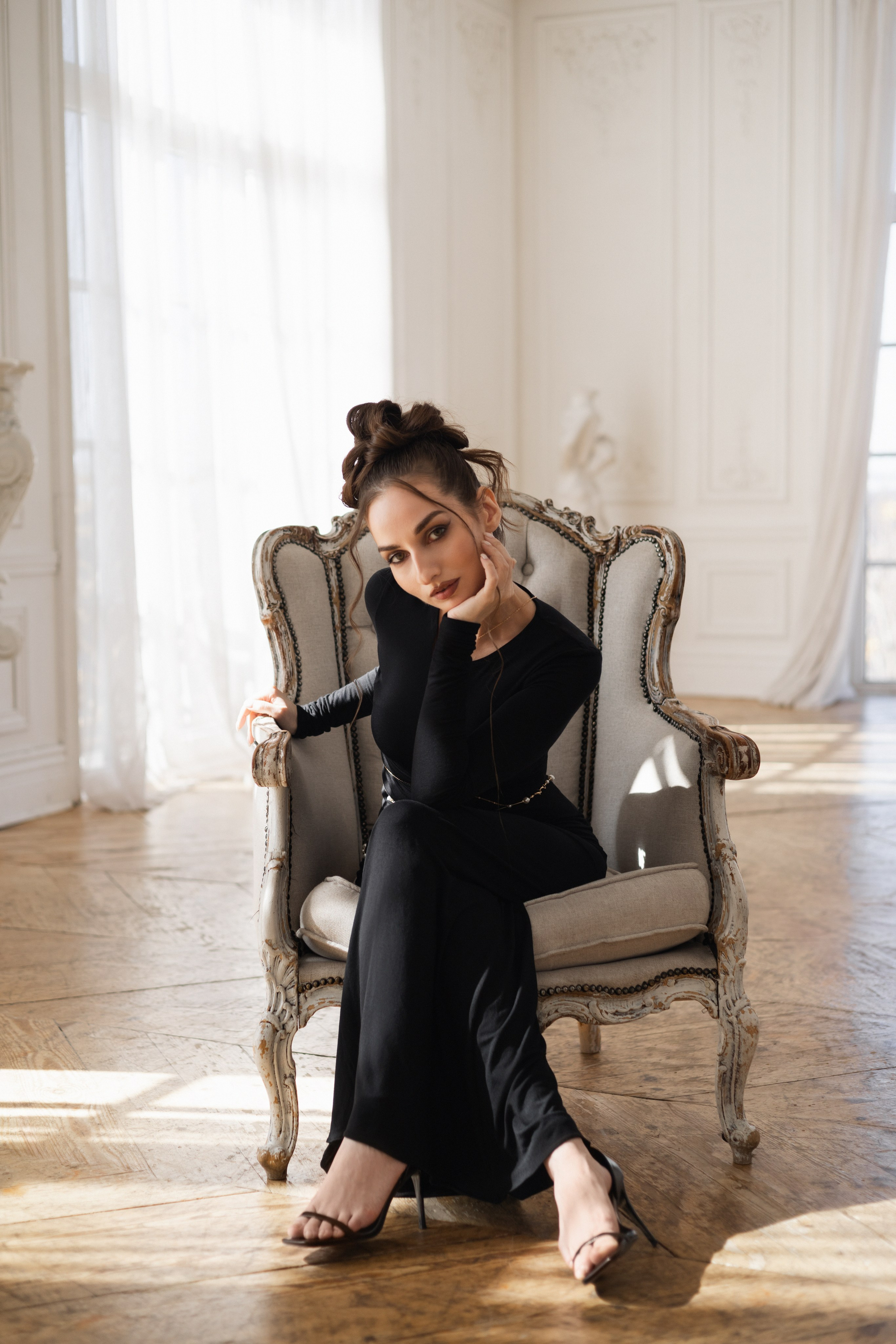 Портреты в интерьерах. Портретный фотограф в Санкт-Петербурге