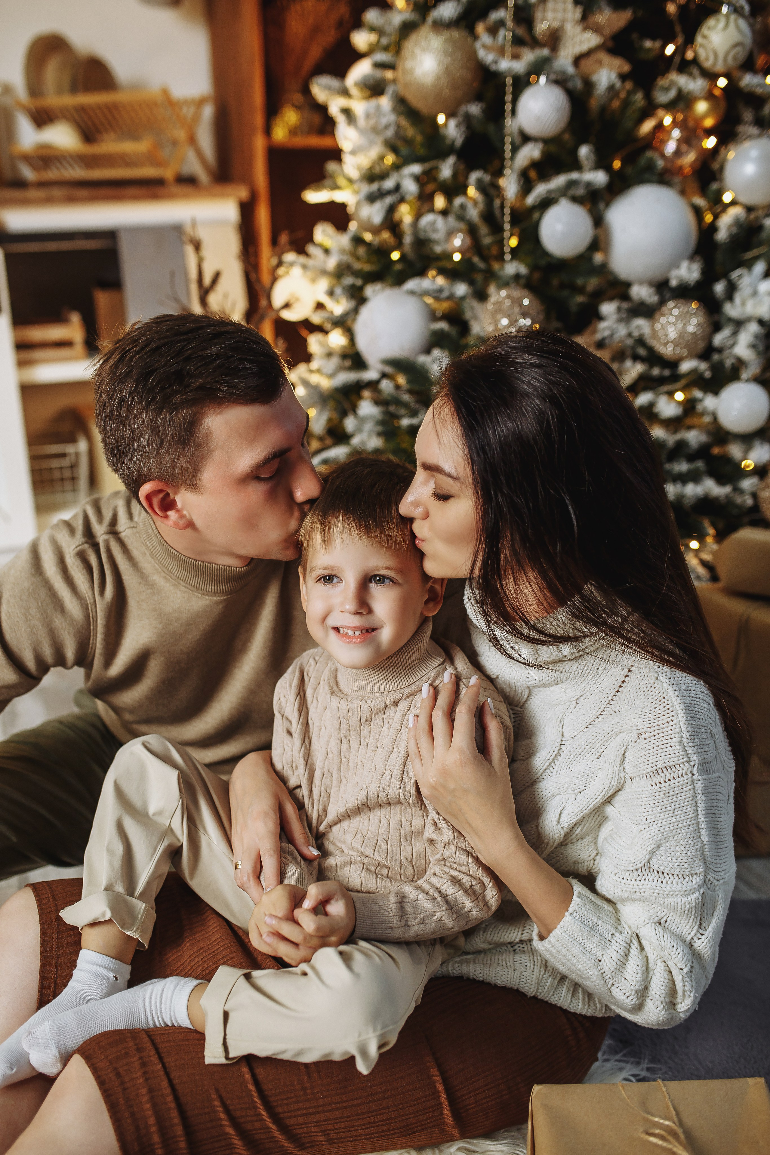 Новогодняя истории Ника, Женя и Артем