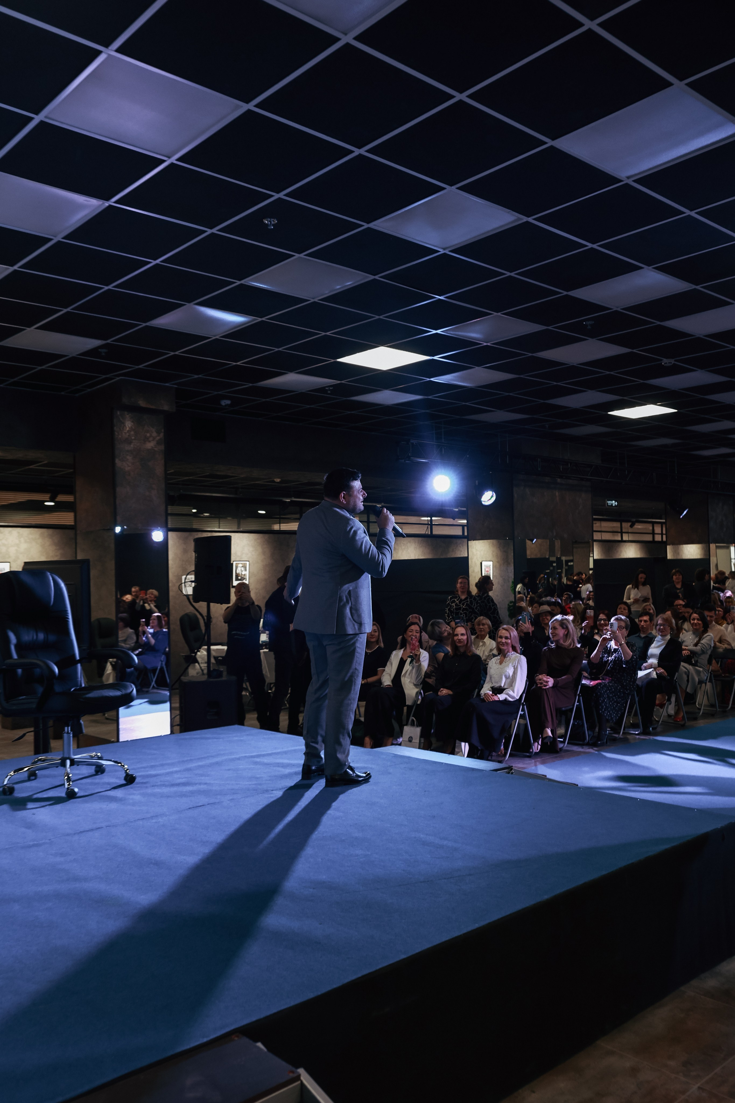 Анонсы. Профессиональный фотограф в Санкт-Петербурге Александр Волосенцев