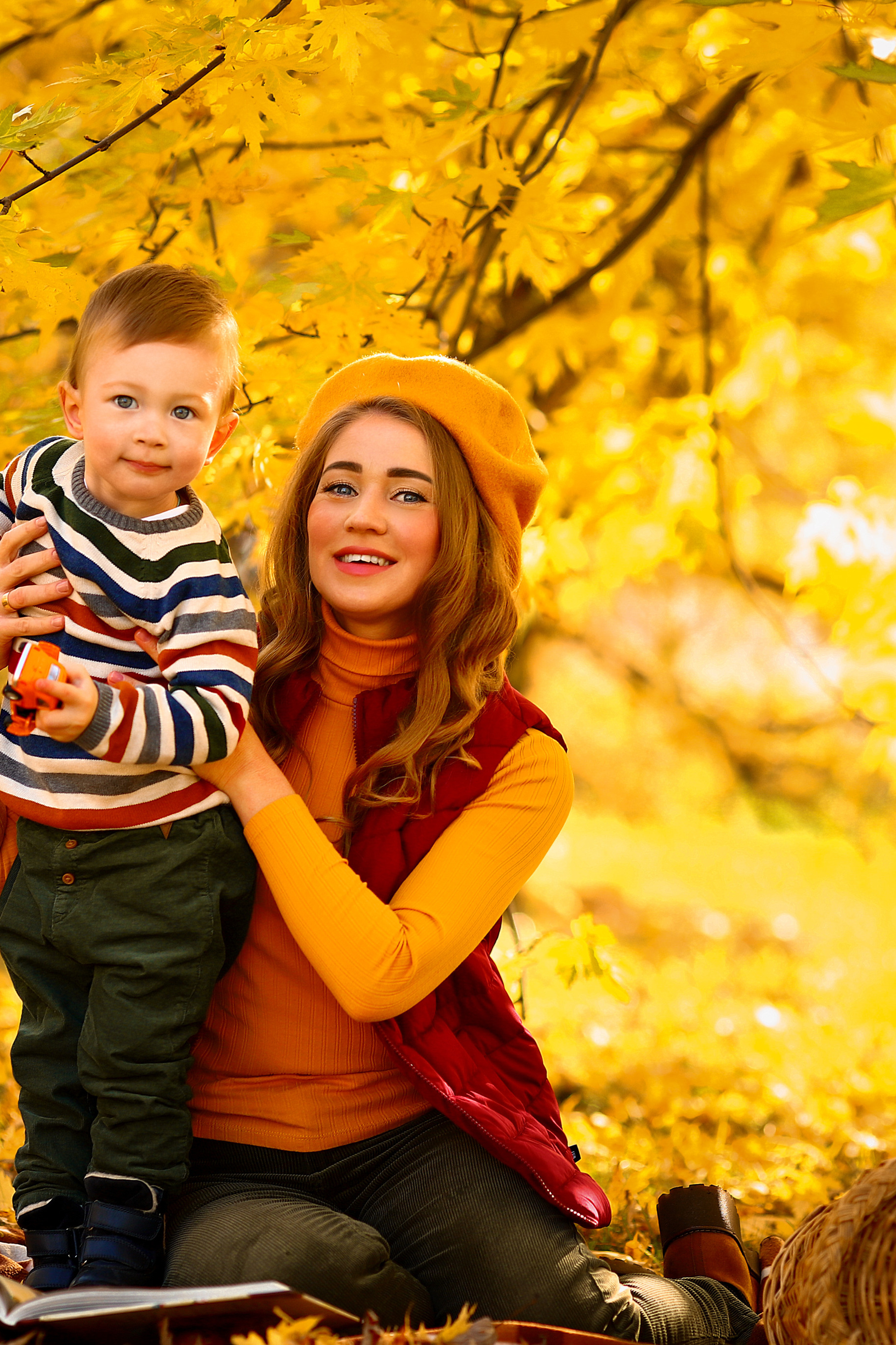 семейная осенняя фотосессия в парке 