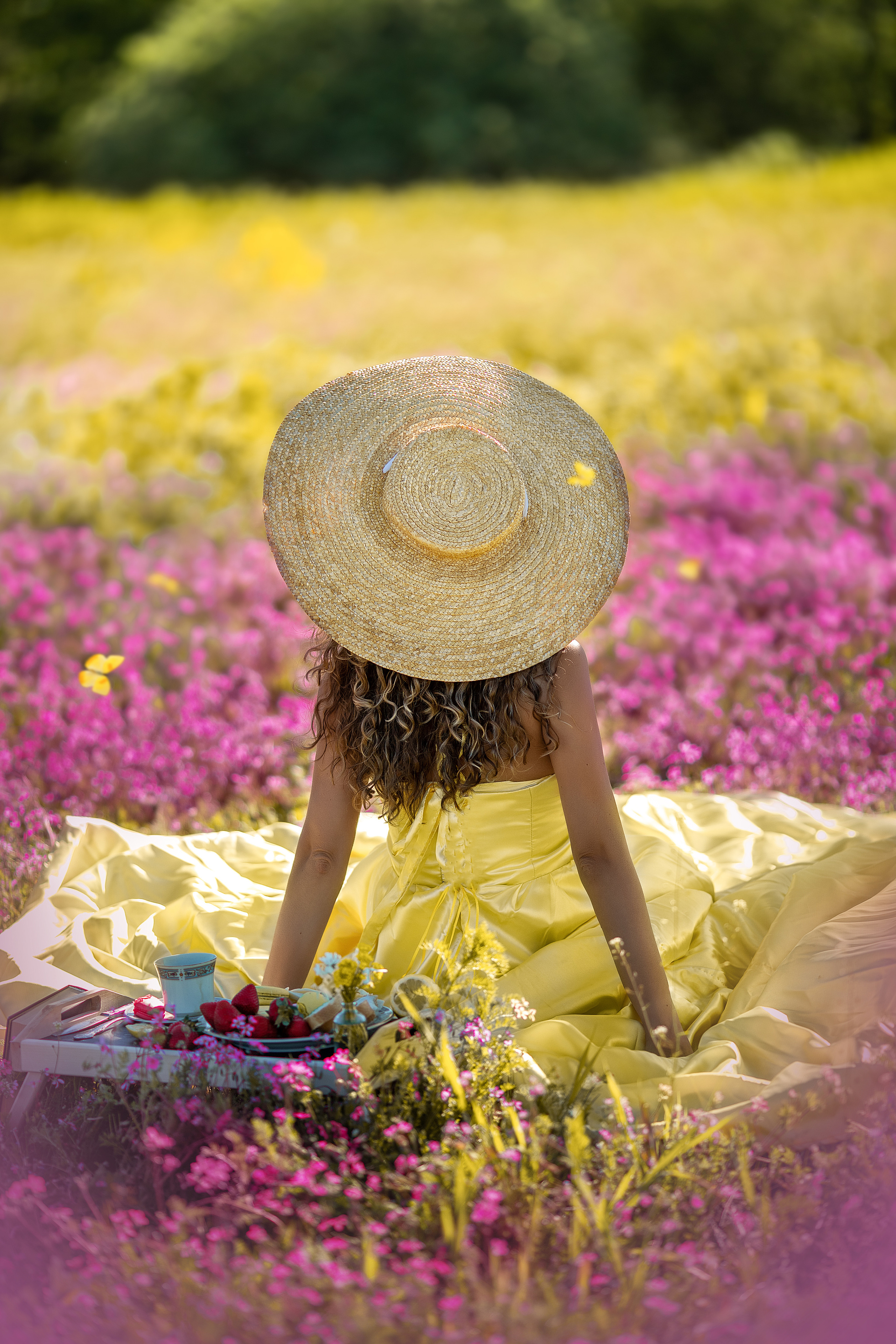  фото девушки в рапсе Москва и МО