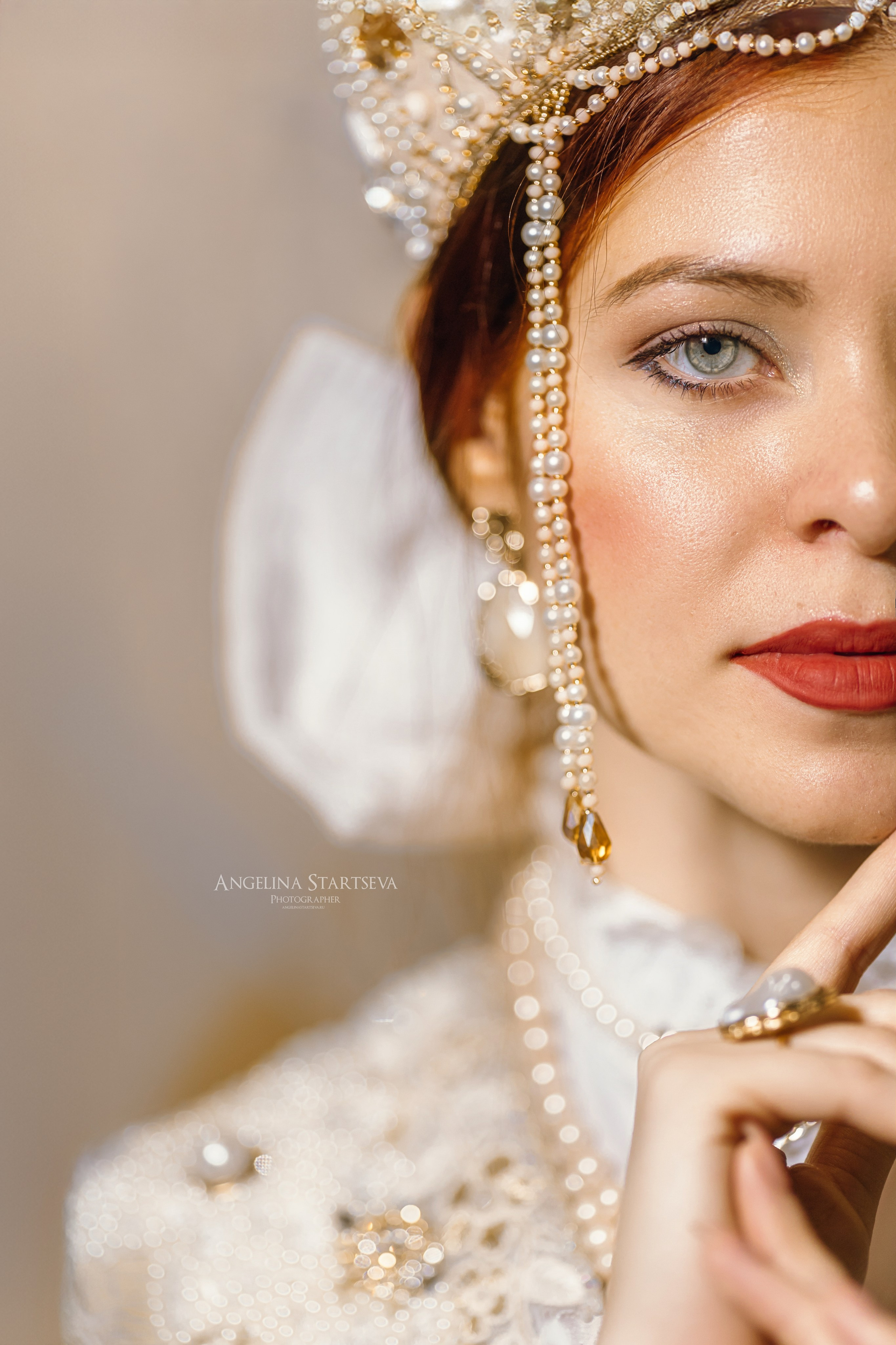 фотосессия княжны Анастасии, фото русской красавицы в кокошнике