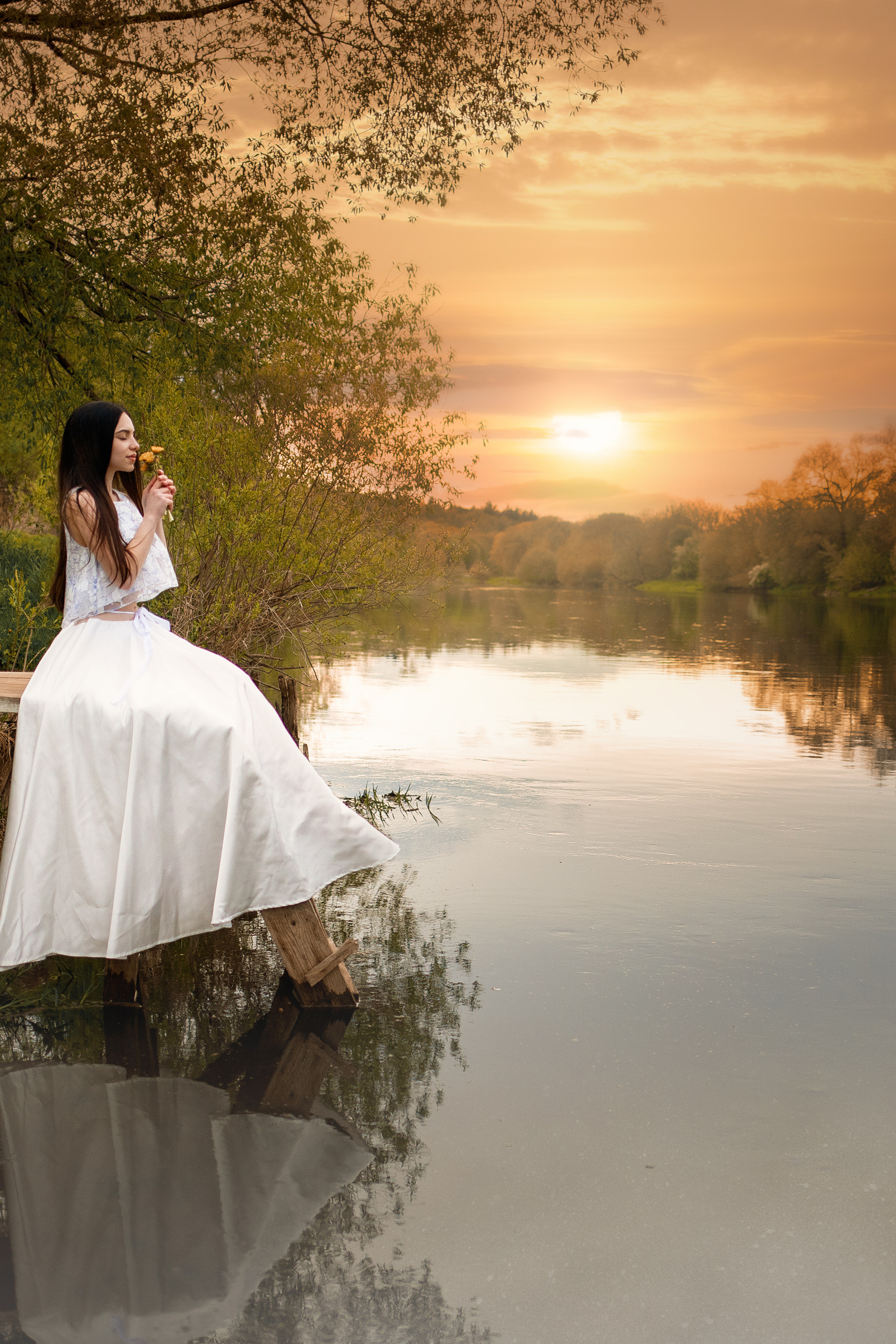 женская фотосессия у озера