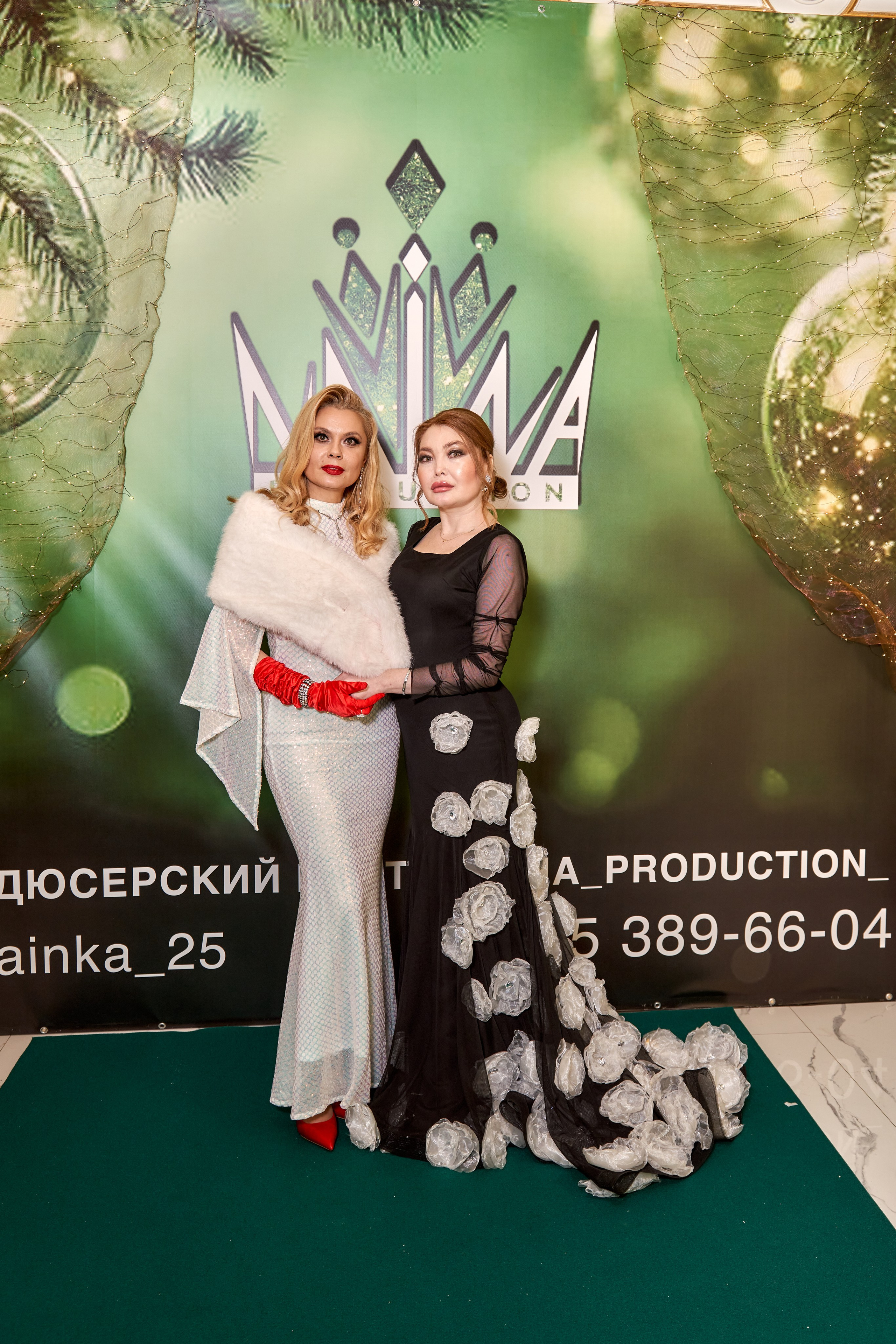 День рождения наины в ресторане наполеон. VISUAL ARTIST/ современное искусство/ фотокартины