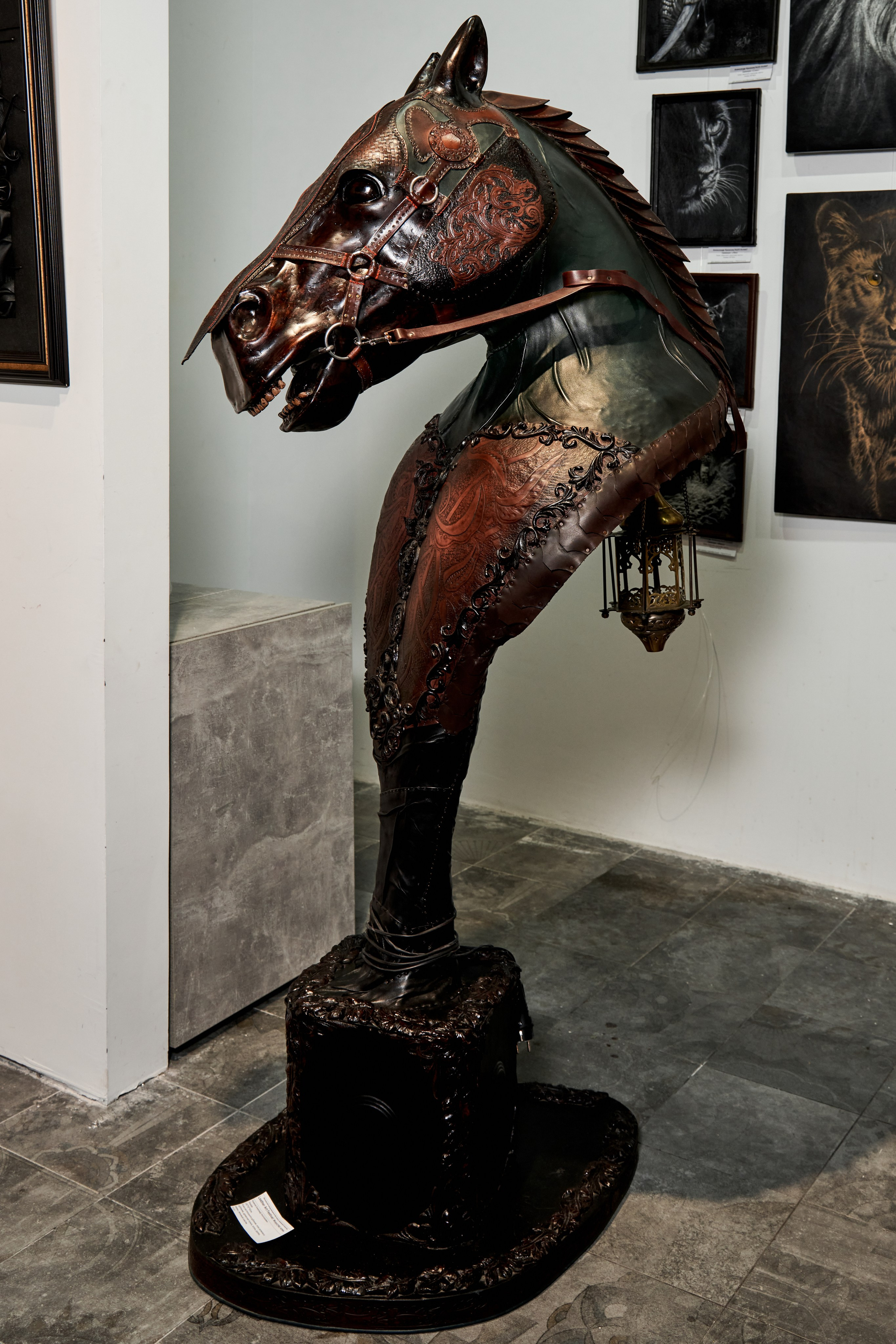 Кожевенная выставка Андрея Коробейникова. VISUAL ARTIST/ современное искусство/ фотокартины