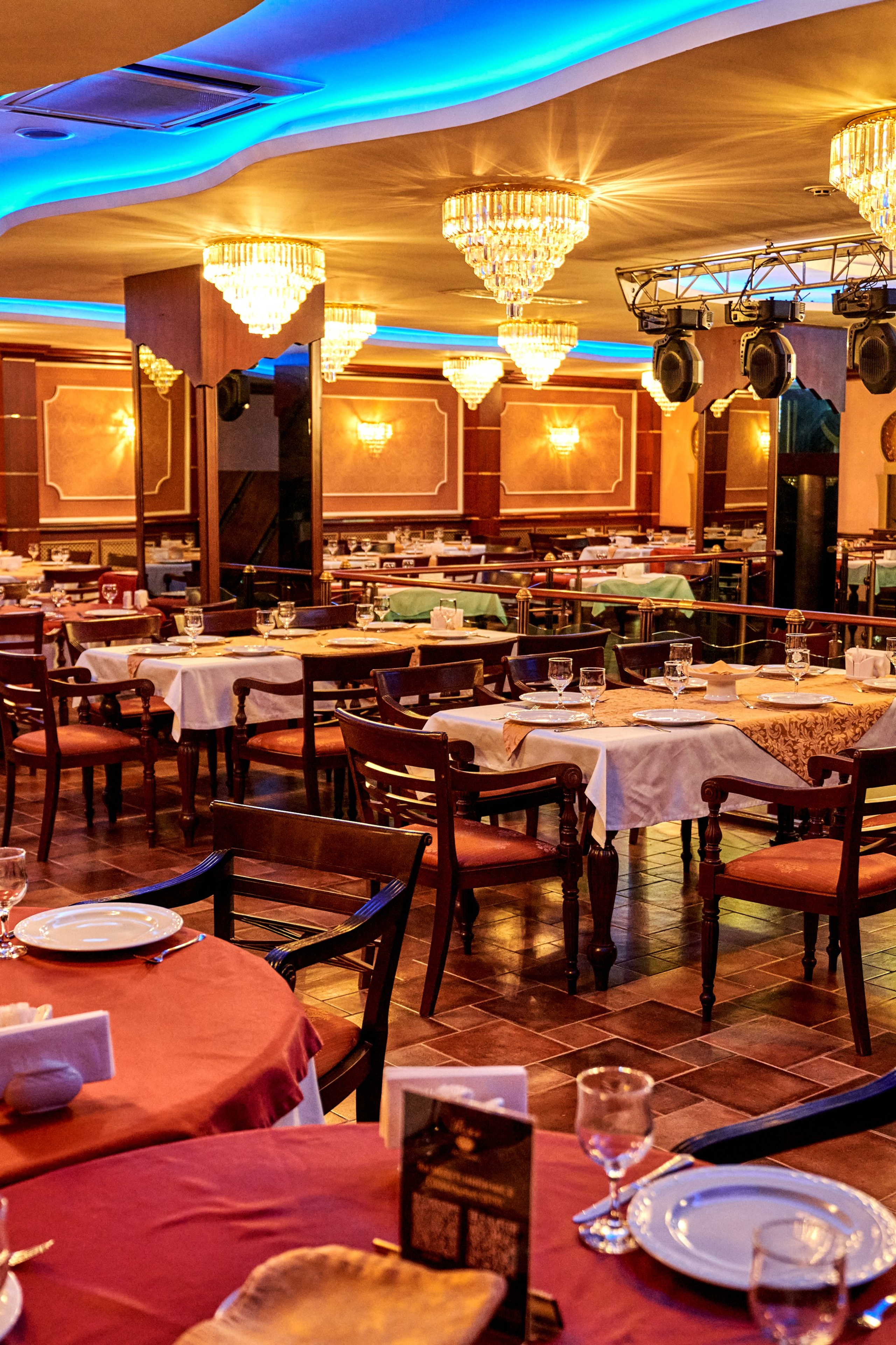 Интерьерная съемка предметы сервировка столов. VISUAL ARTIST/ современное искусство/ фотокартины