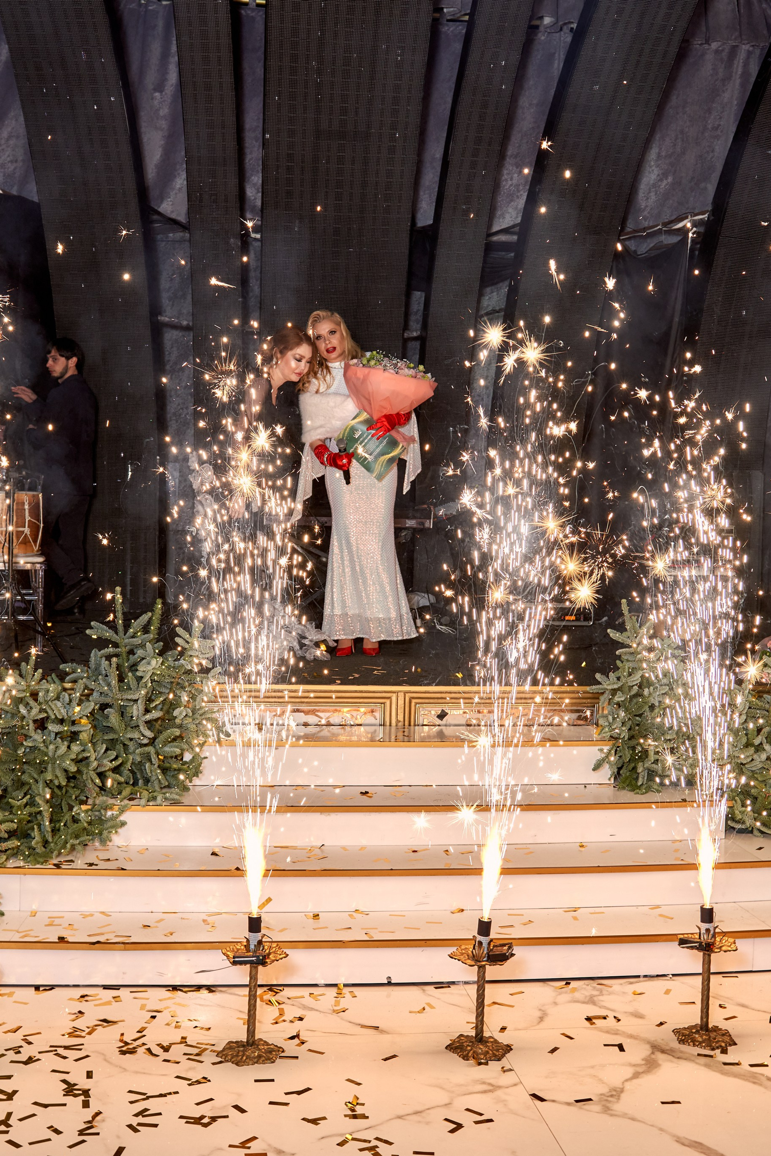 День рождения наины в ресторане наполеон. VISUAL ARTIST/ современное искусство/ фотокартины