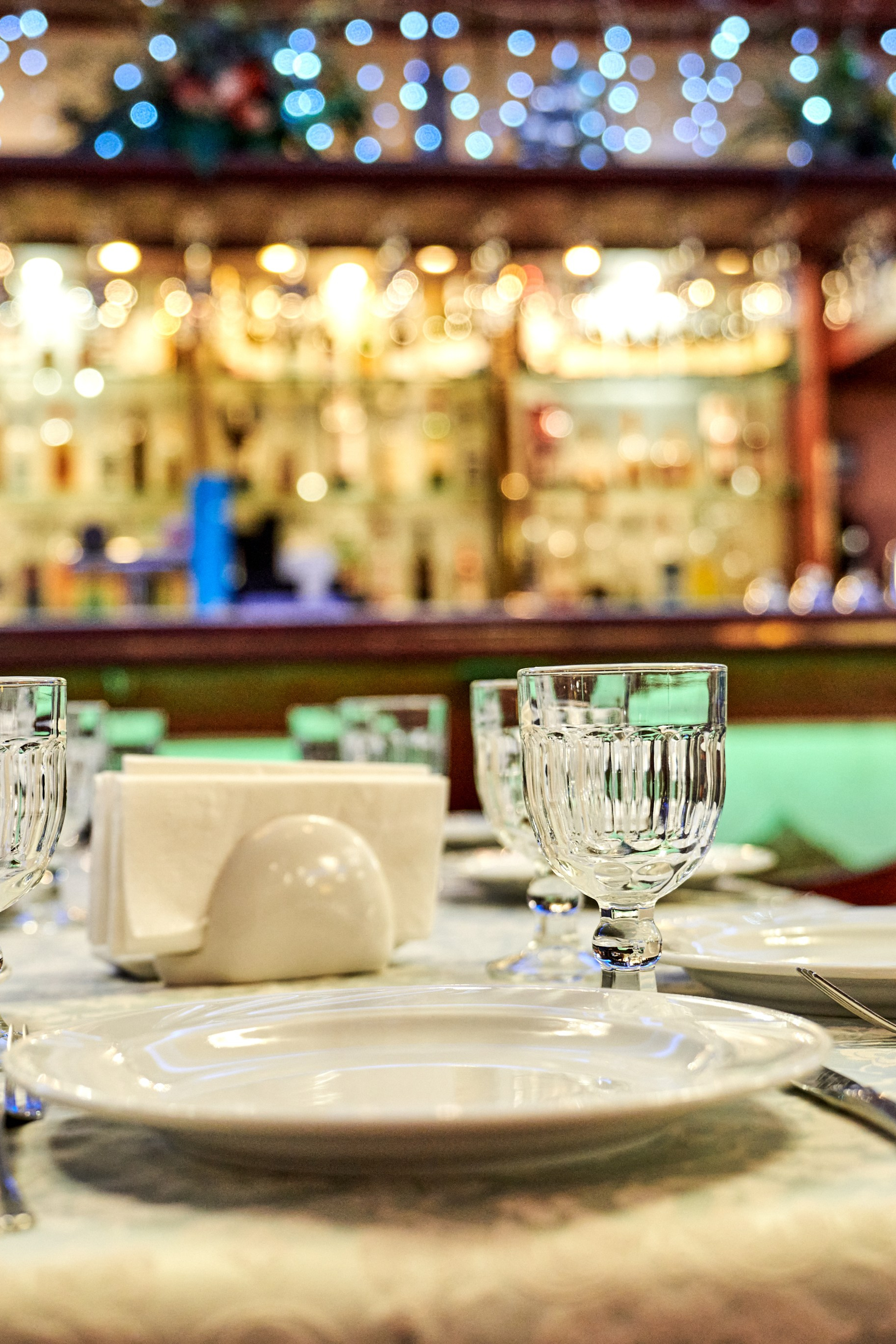 Интерьерная съемка предметы сервировка столов. VISUAL ARTIST/ современное искусство/ фотокартины