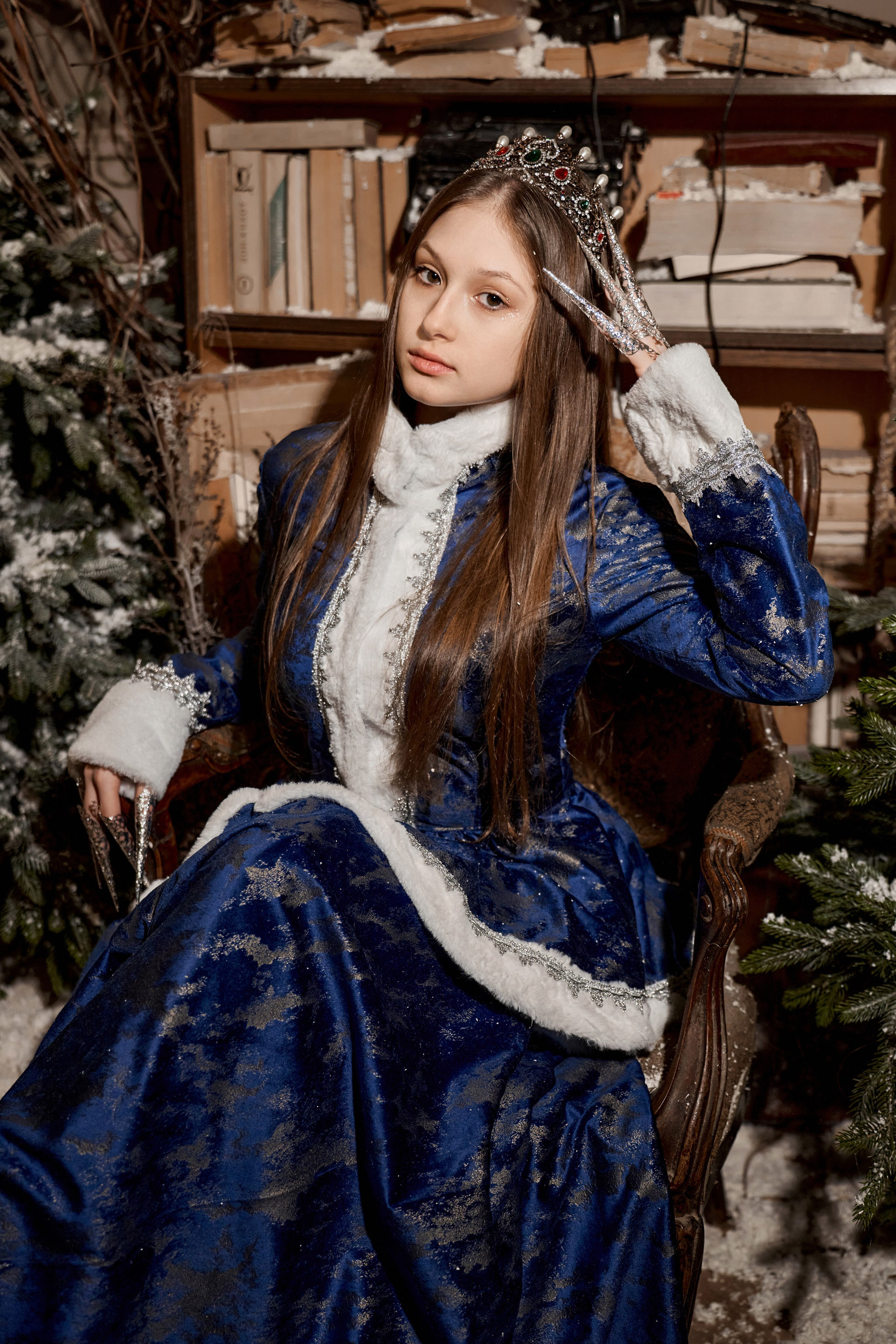 Семейная свадебная творческая студийная чердак фотосессия зимняя библиотека. VISUAL ARTIST/ современное искусство/ фотокартины