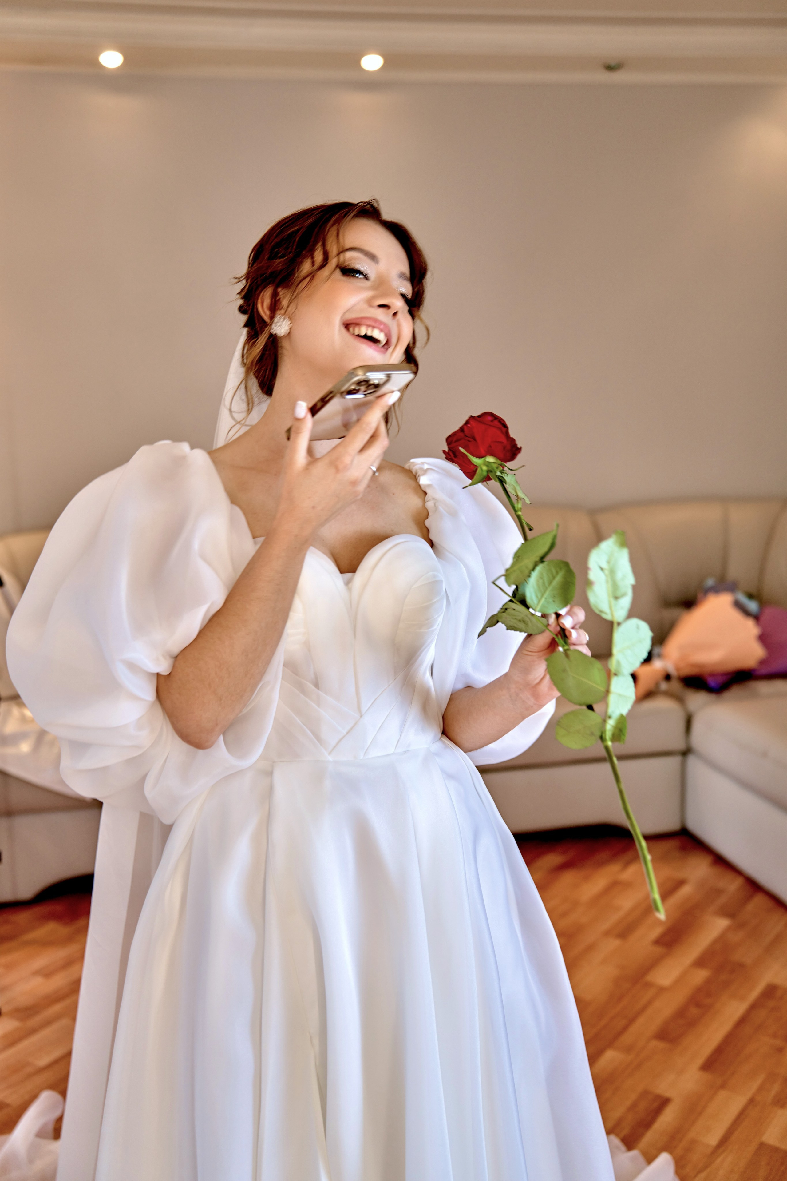 Свадебные репортажи фотосессии платье фата кольца роспись. VISUAL ARTIST/ современное искусство/ фотокартины