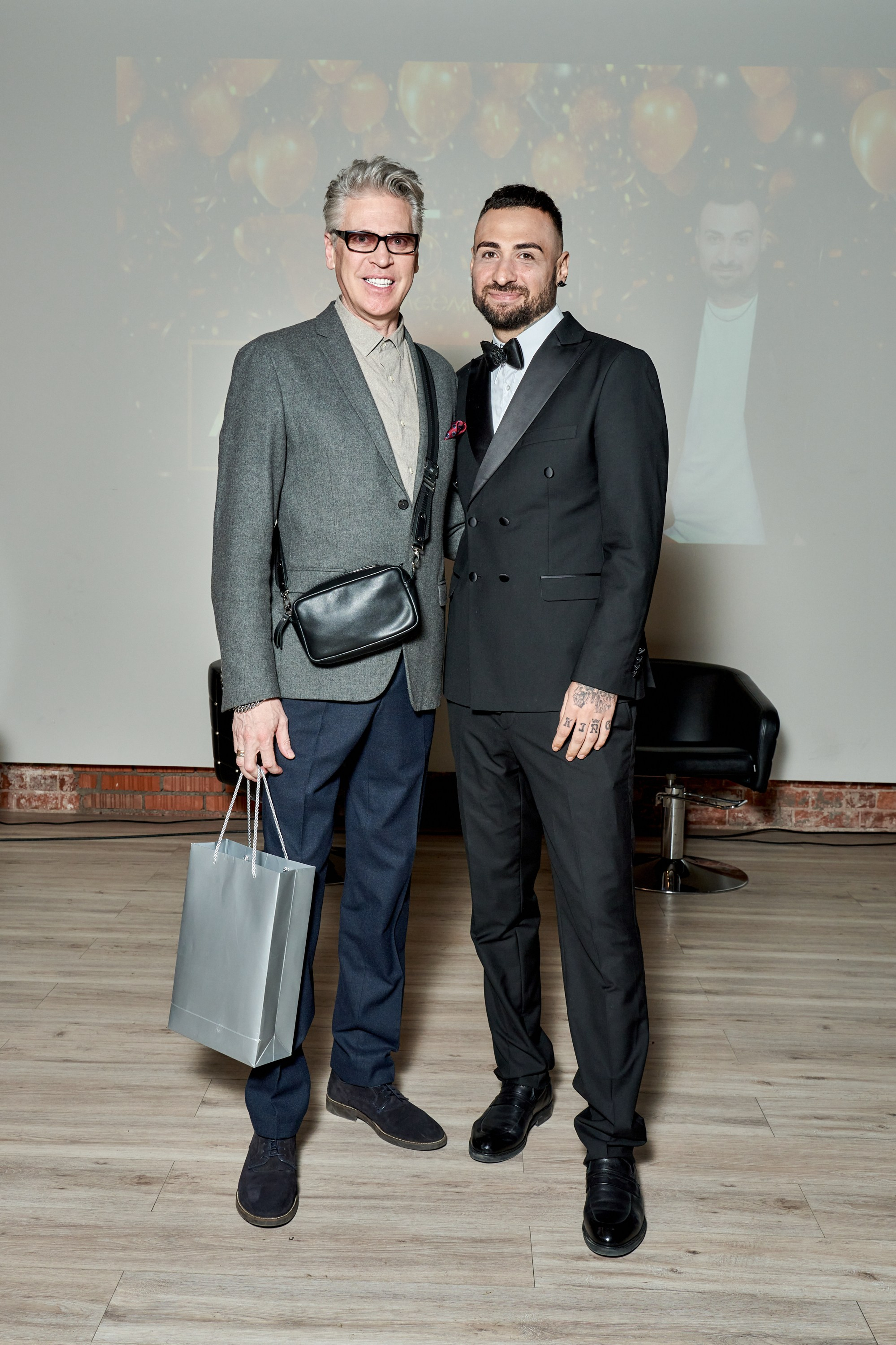 День рождения продюсера арчи и его друзей. VISUAL ARTIST/ современное искусство/ фотокартины