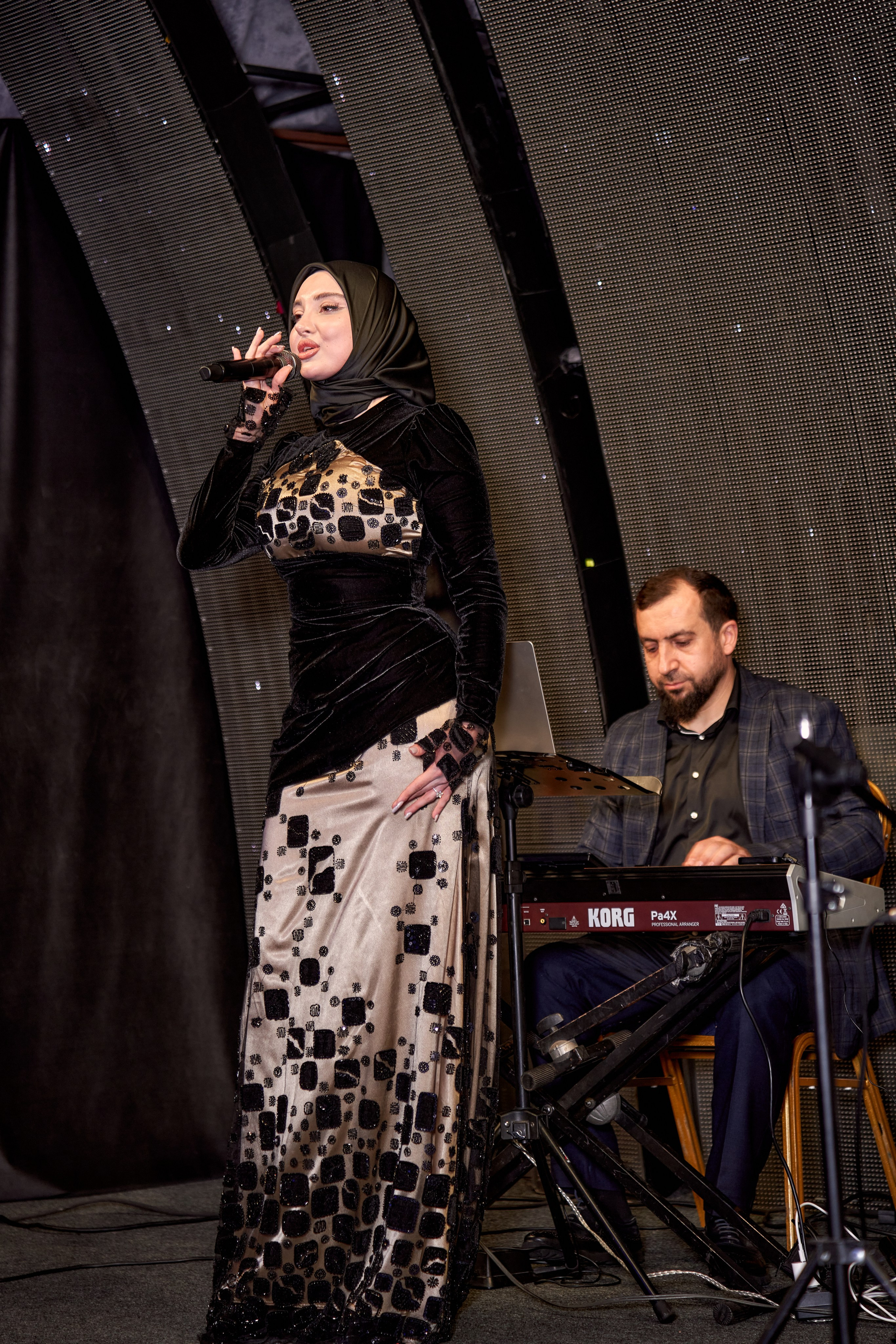 День рождения наины в ресторане наполеон. VISUAL ARTIST/ современное искусство/ фотокартины