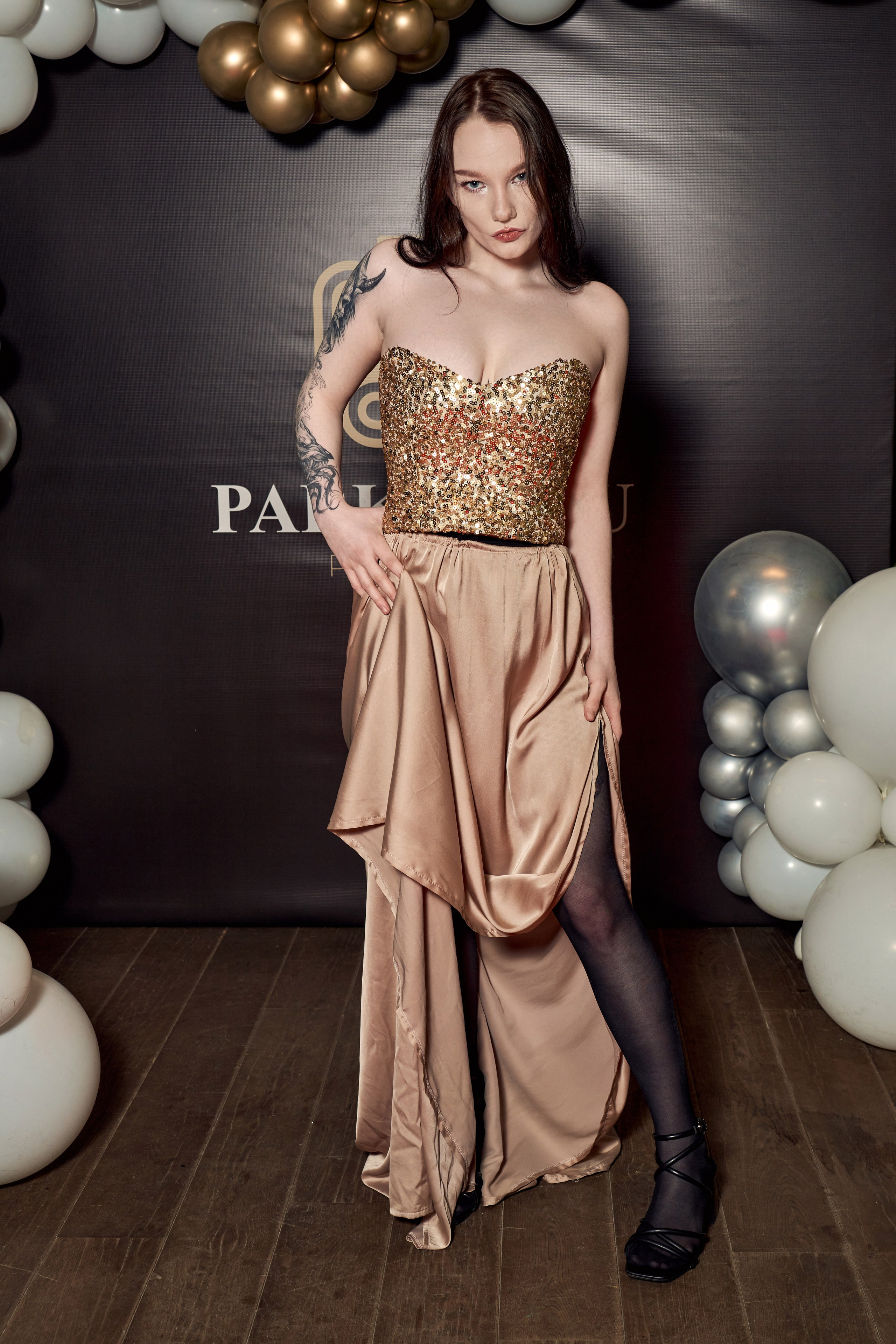 Шоу показ семейная свадебная творческая день рождения квиз мероприятие путешествие знаменитости. VISUAL ARTIST/ современное искусство/ фотокартины