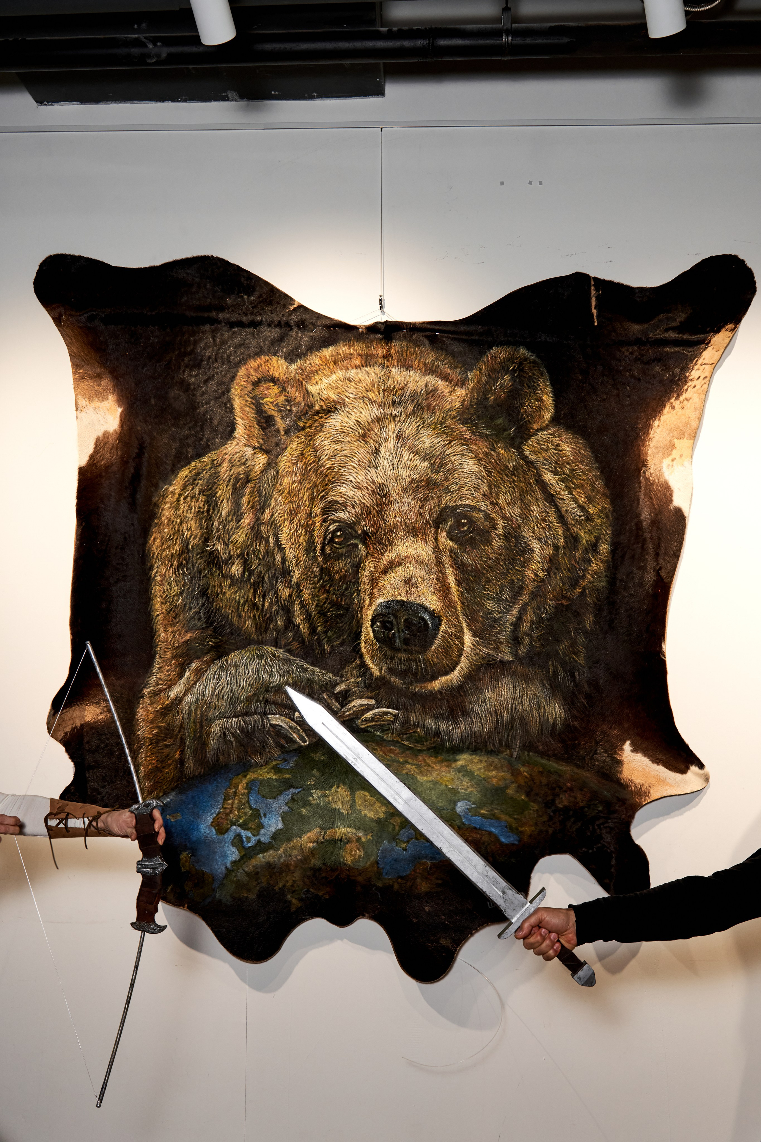 Кожевенная выставка Андрея Коробейникова. VISUAL ARTIST/ современное искусство/ фотокартины