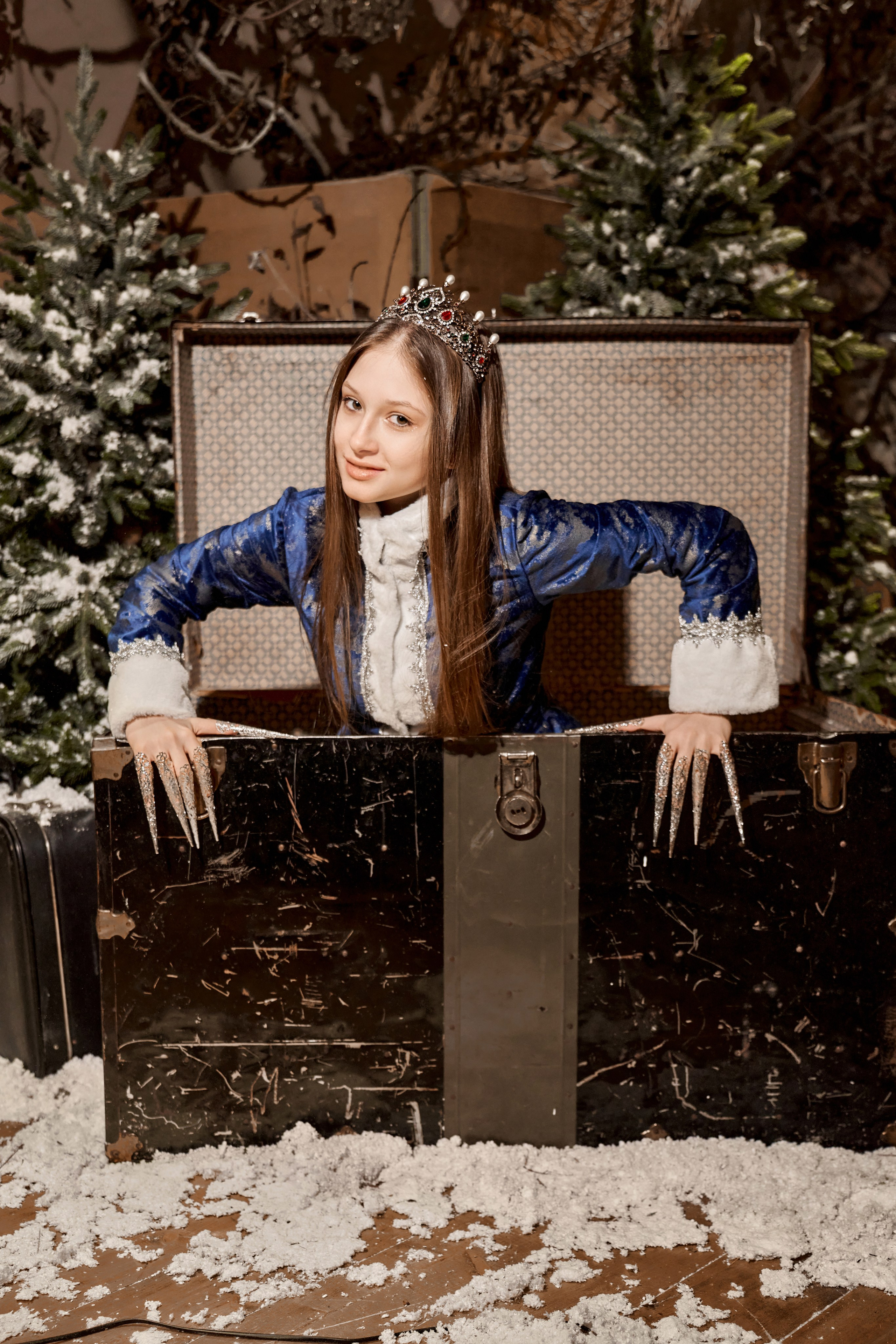 Семейная свадебная творческая студийная чердак фотосессия зимняя библиотека. VISUAL ARTIST/ современное искусство/ фотокартины