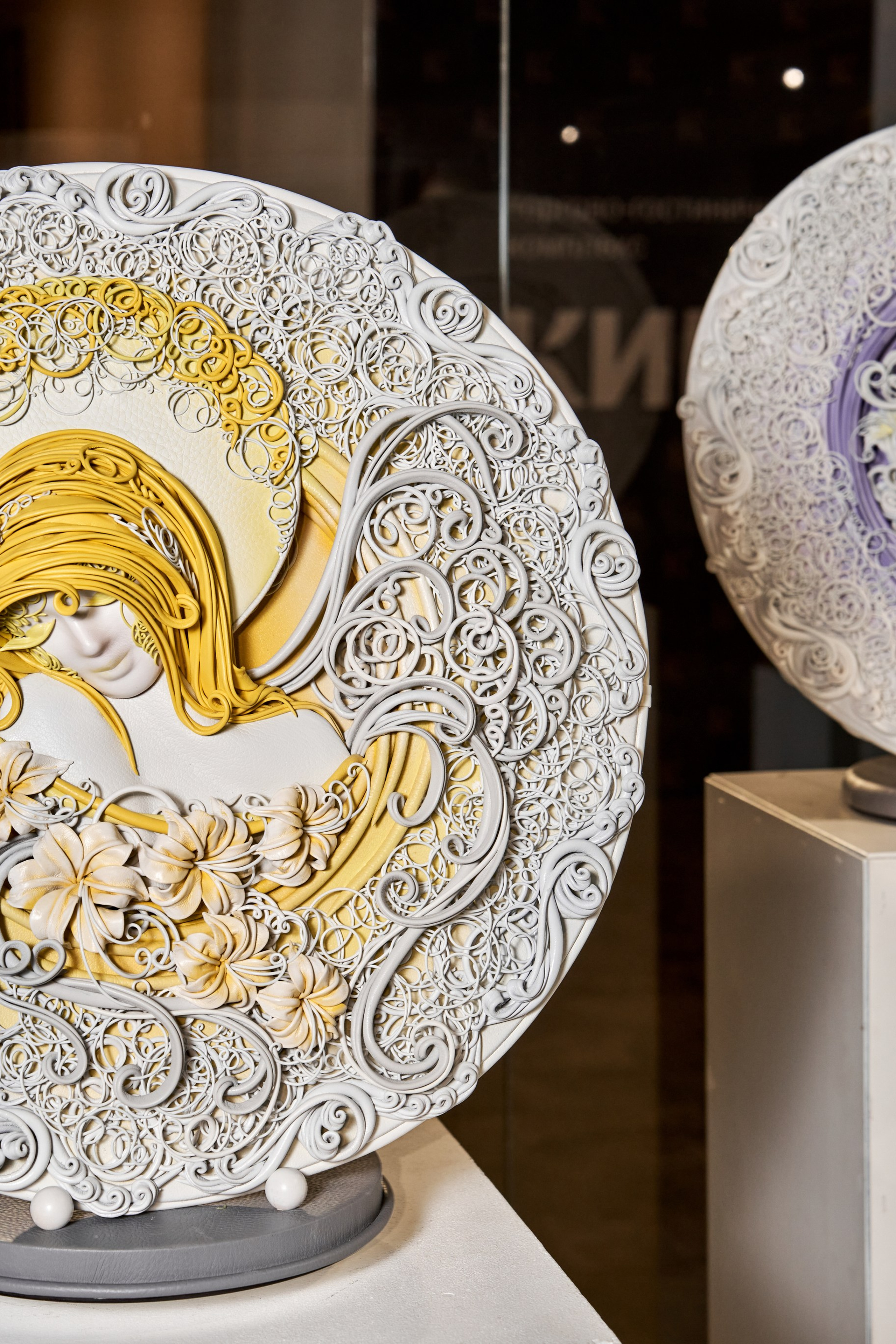 Кожевенная выставка Андрея Коробейникова. VISUAL ARTIST/ современное искусство/ фотокартины