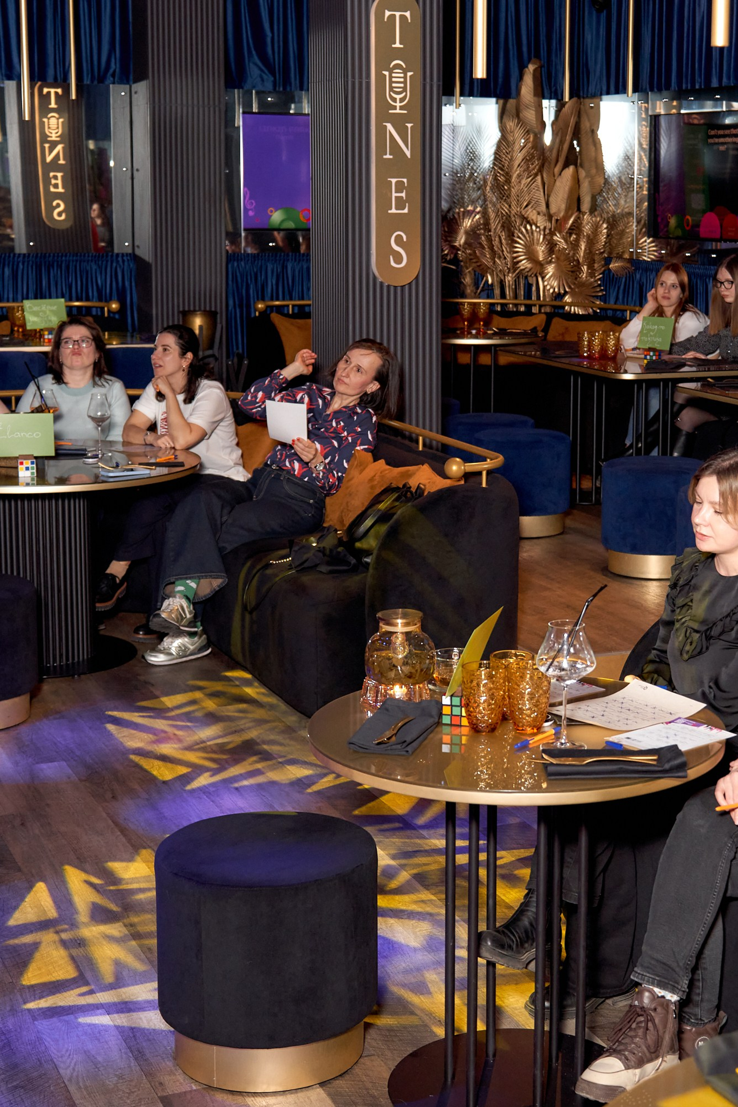 Бинго Пати. VISUAL ARTIST/ современное искусство/ фотокартины