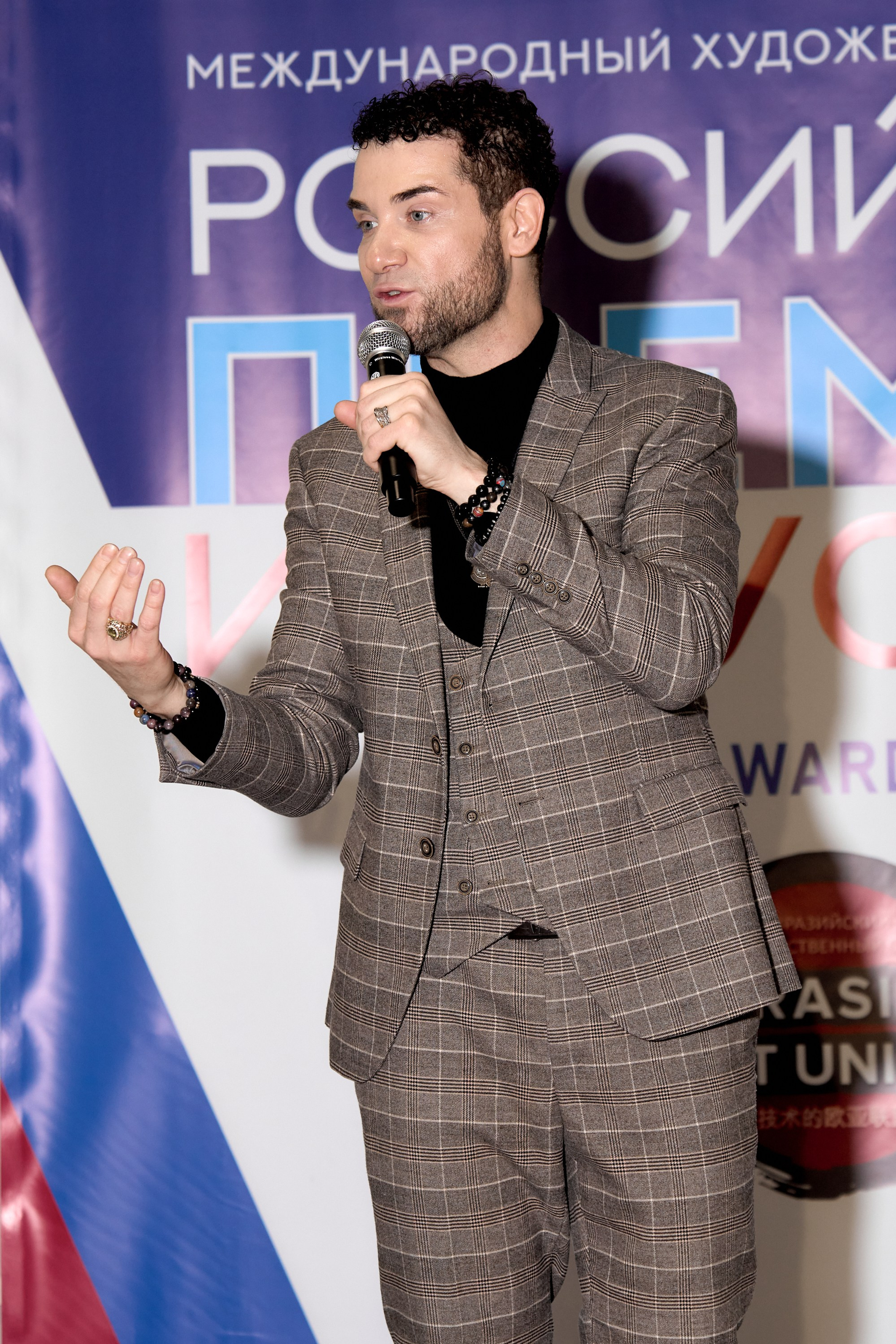 Европейский союз художников, вручение дипломов. VISUAL ARTIST/ современное искусство/ фотокартины