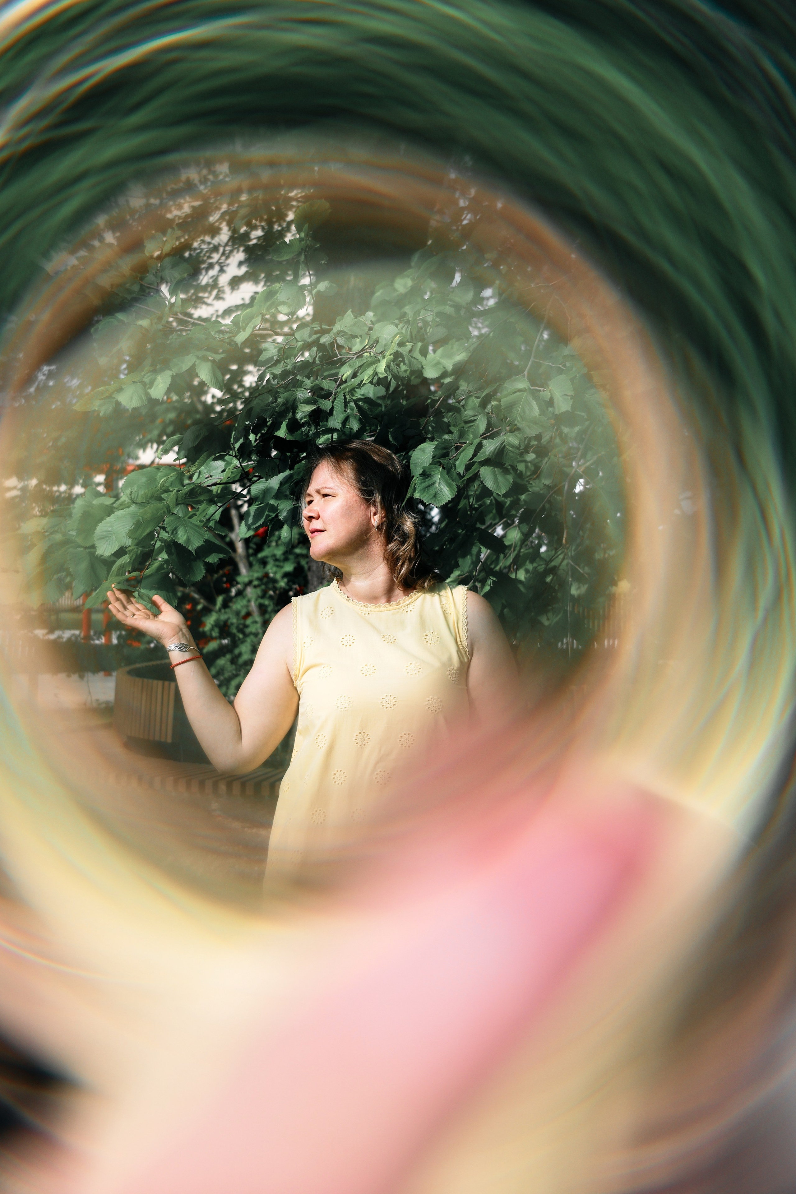 Семейная фотосессия в парке. Фотограф для вас и вашего бизнеса в Москве Альбина Никифоров