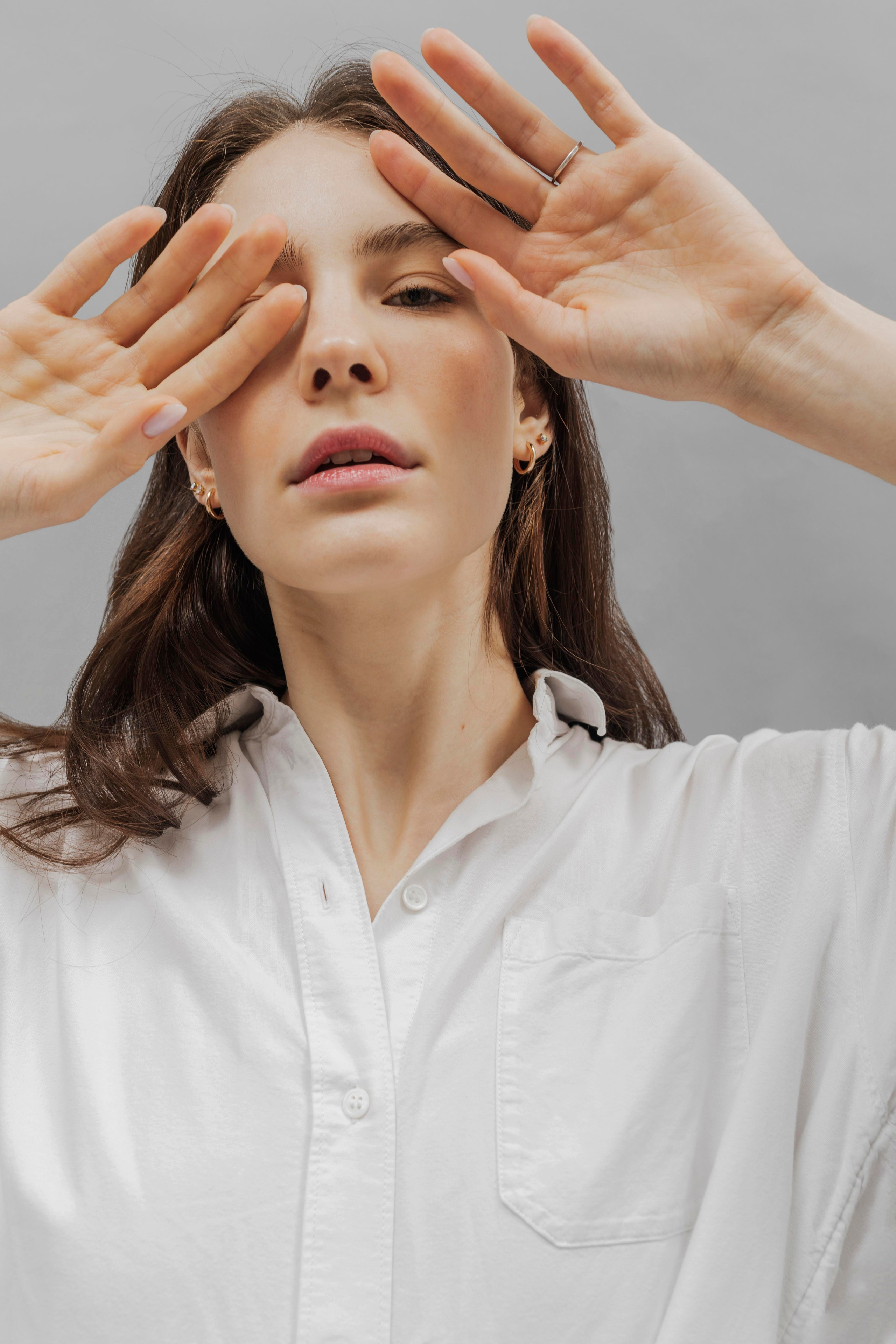 ЛИДА: ПОРТРЕТНАЯ ФОТОСЕССИЯ В СТУДИИ