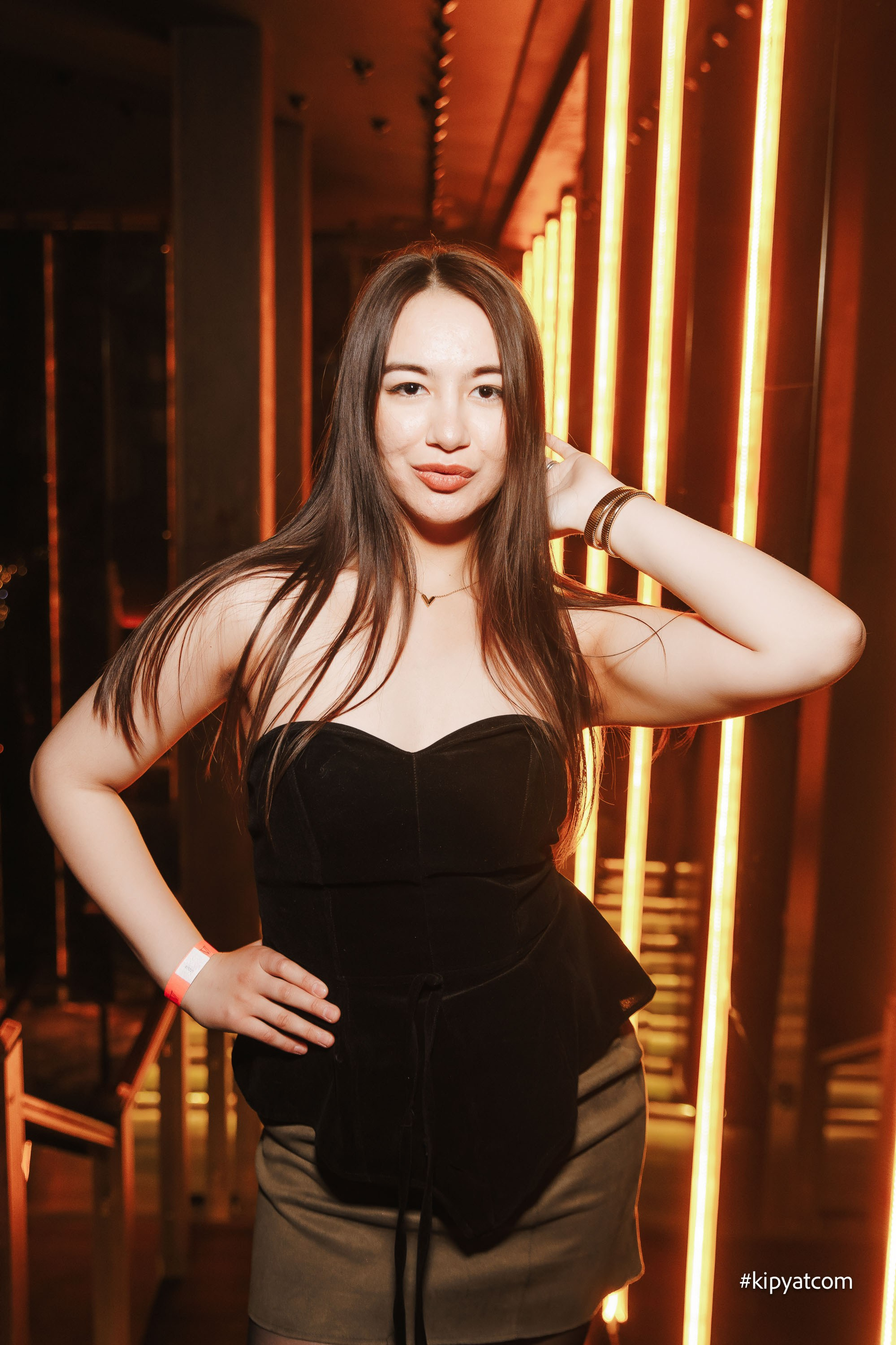 Поиск. Астана Кипятком