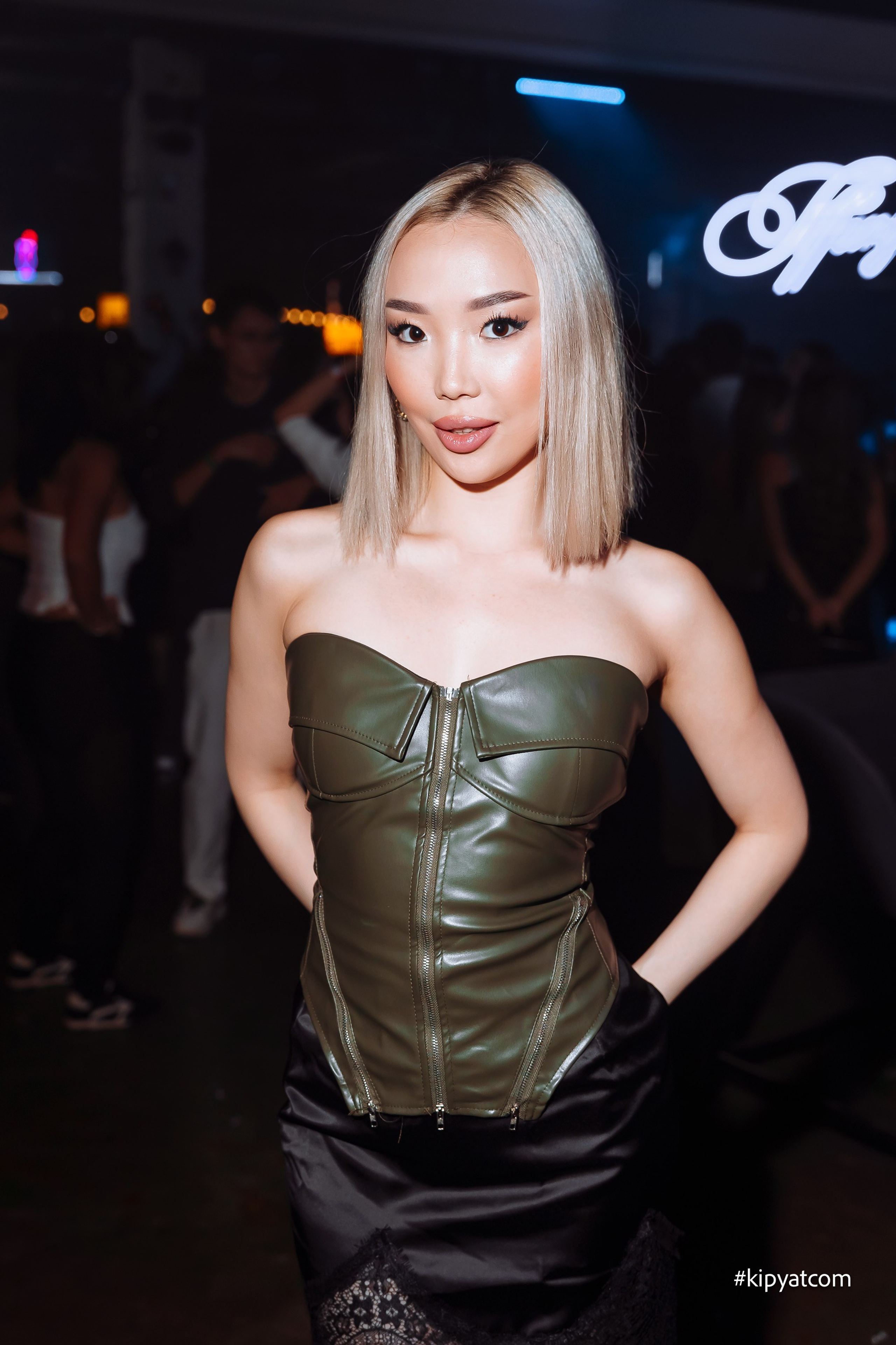 Поиск. Астана Кипятком