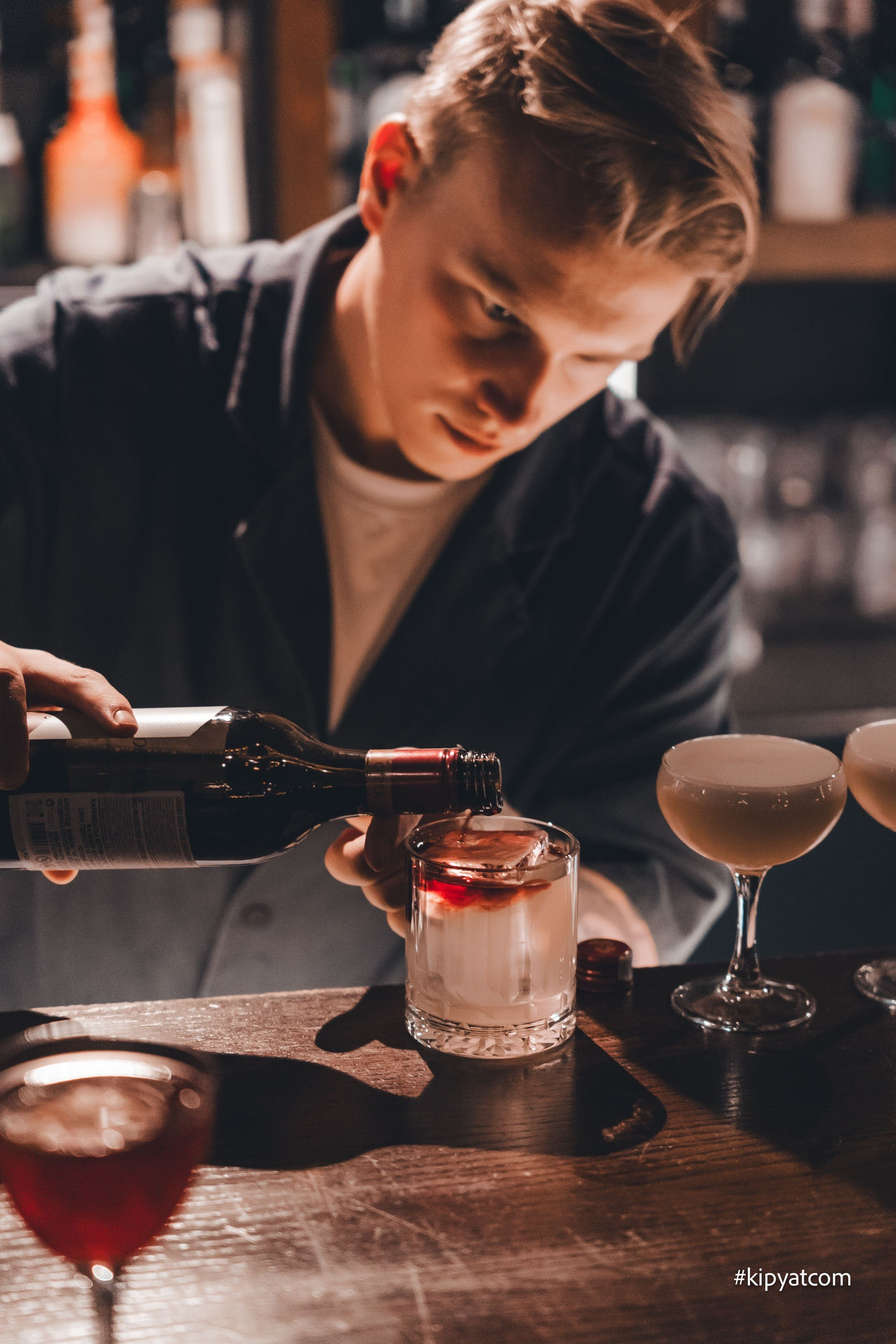 Поиск. Астана Кипятком