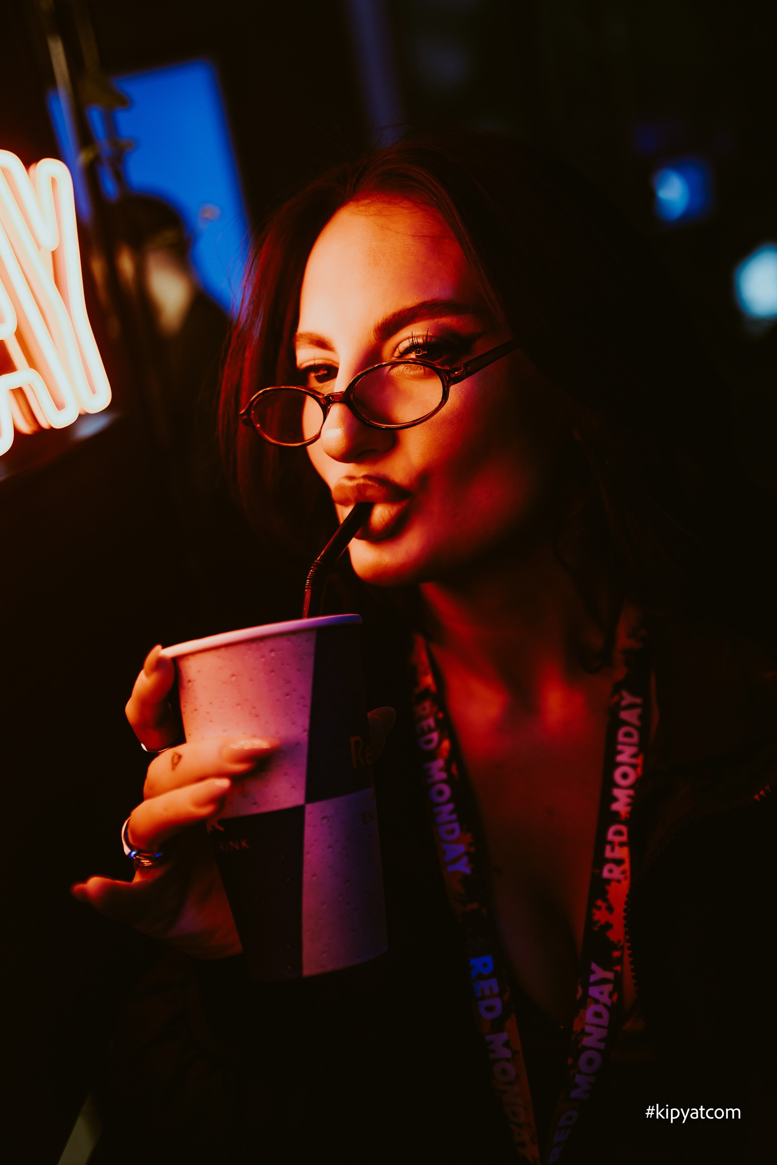 Bagatelle. Астана Кипятком