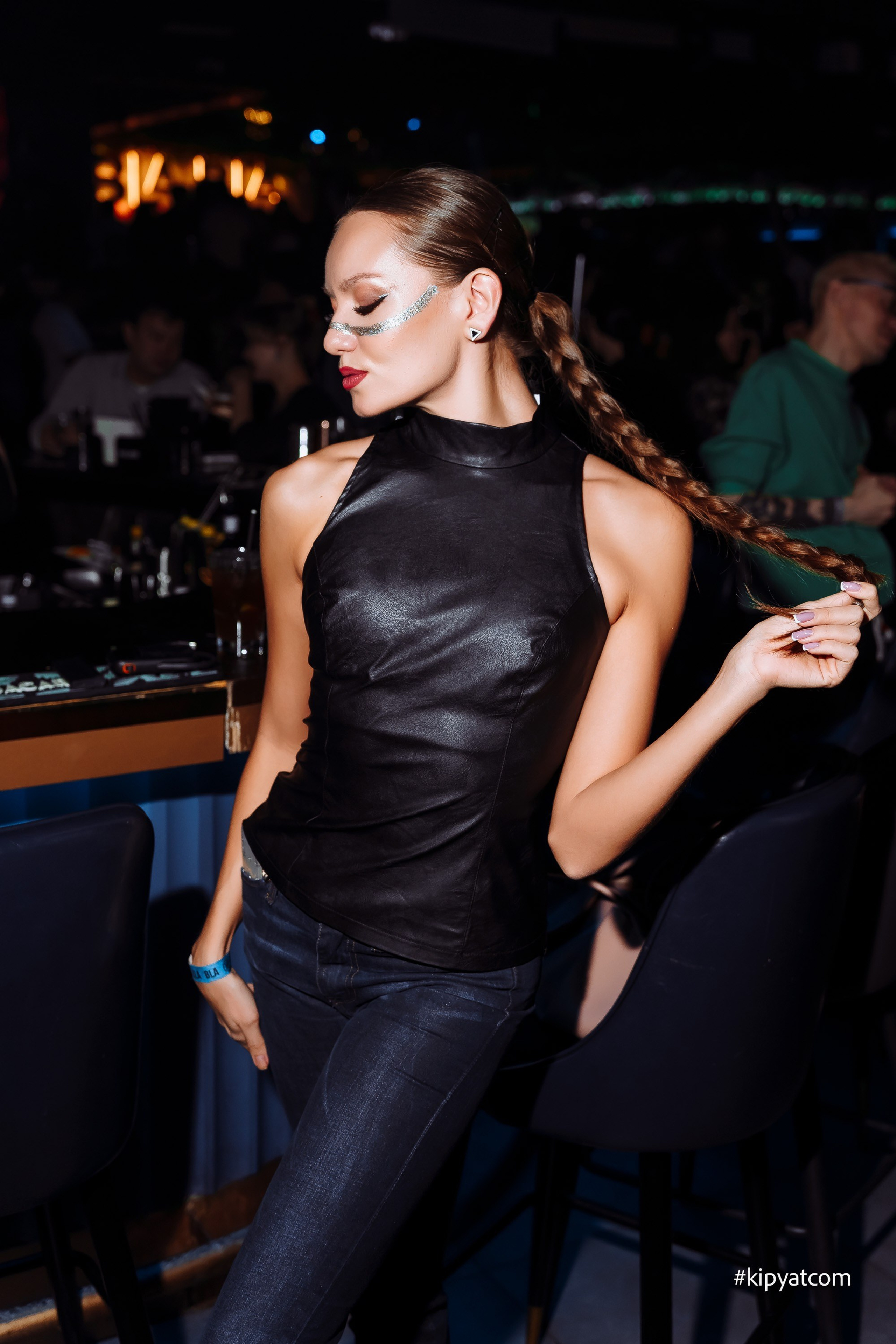 Поиск. Астана Кипятком