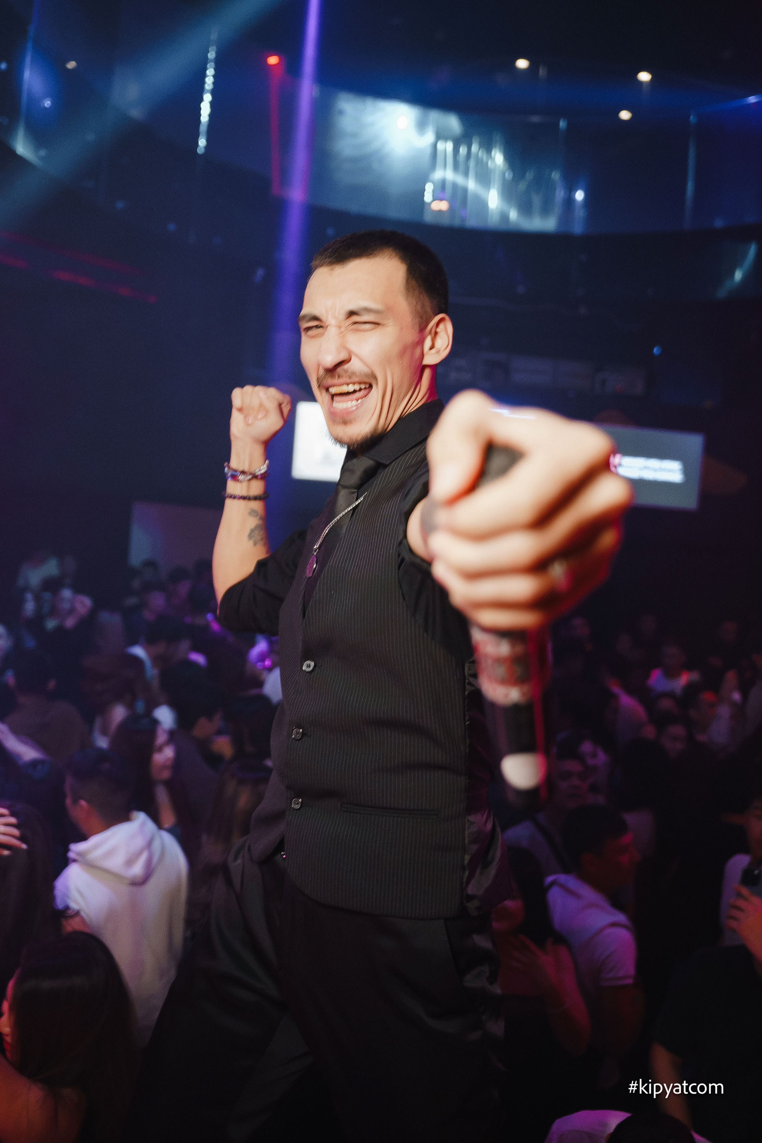 Поиск. Астана Кипятком