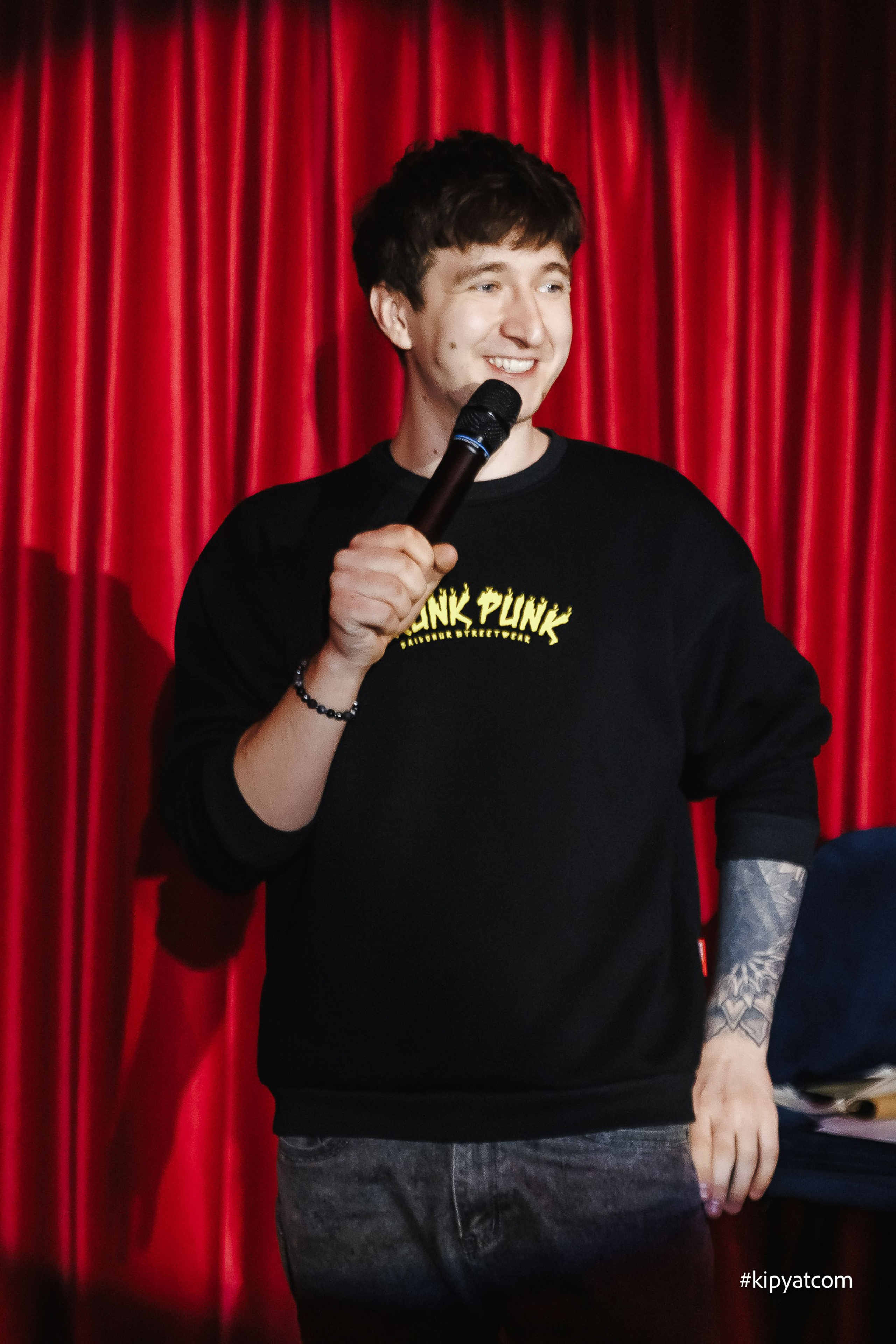 Поиск. Астана Кипятком