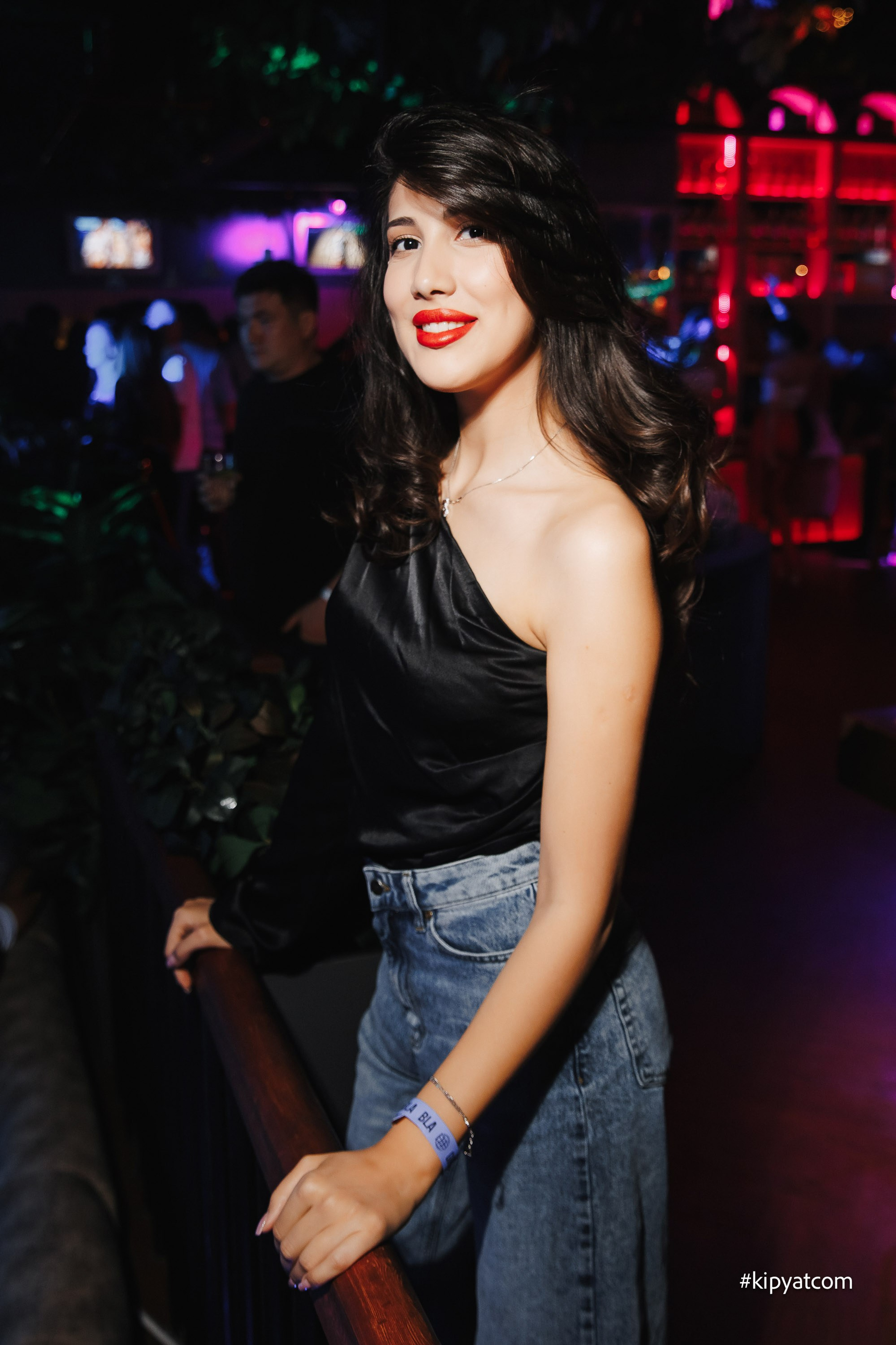 Поиск. Астана Кипятком