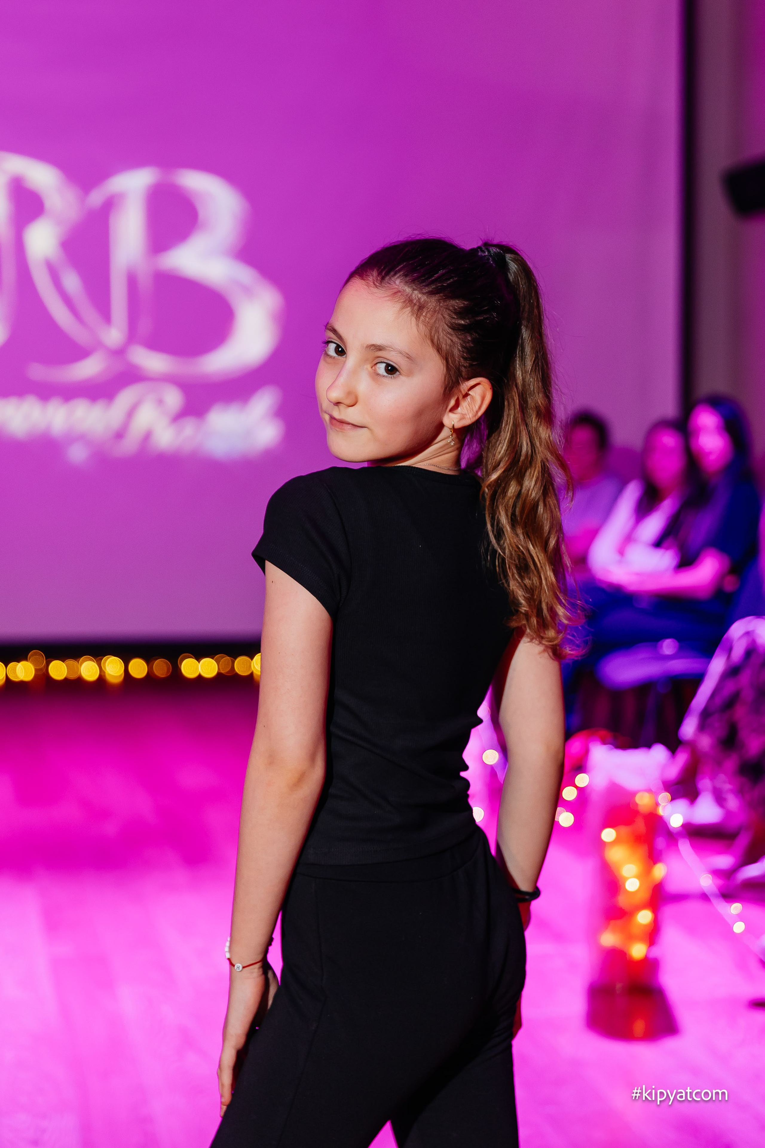 Поиск. Астана Кипятком