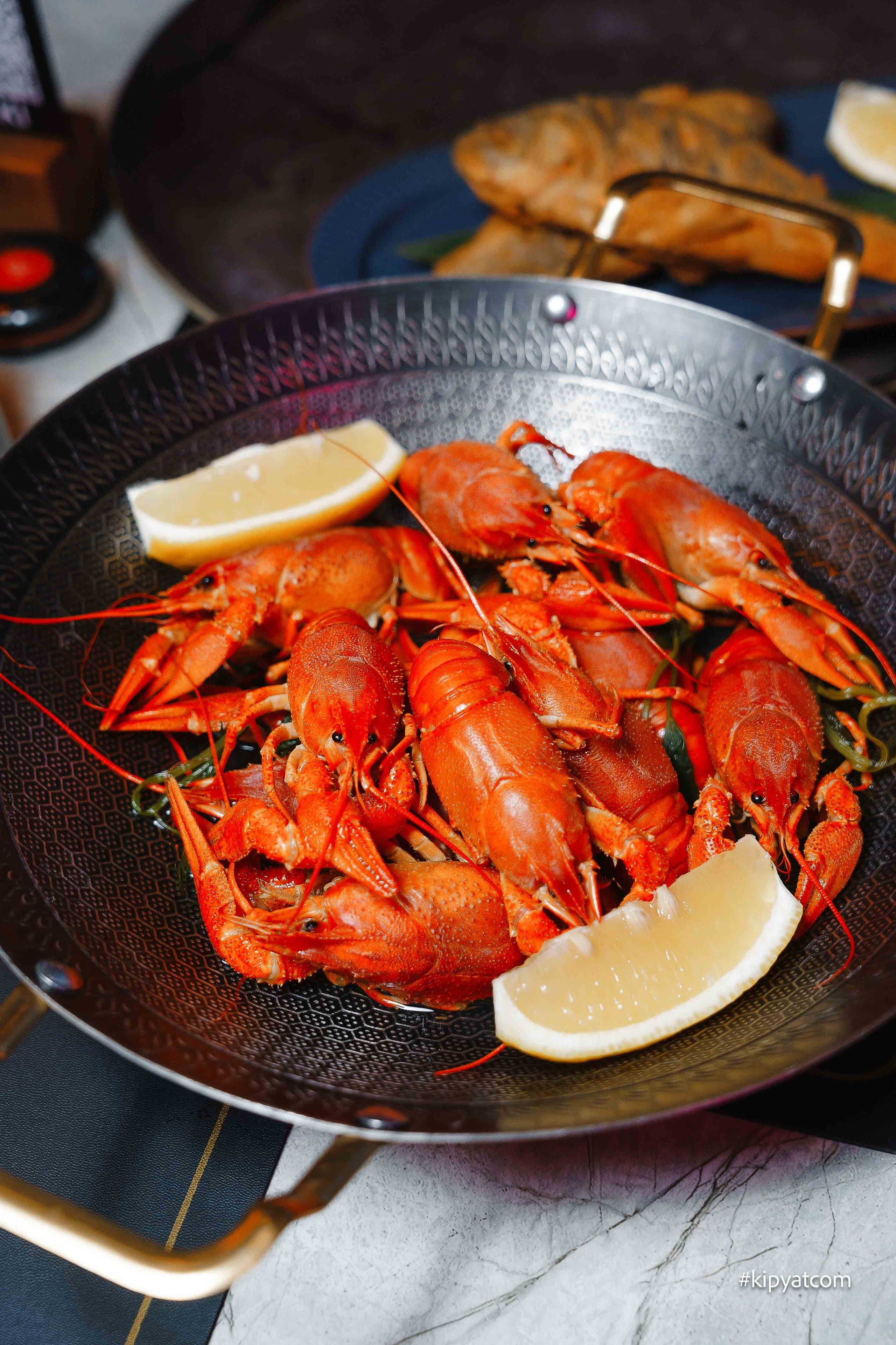 Поиск. Астана Кипятком