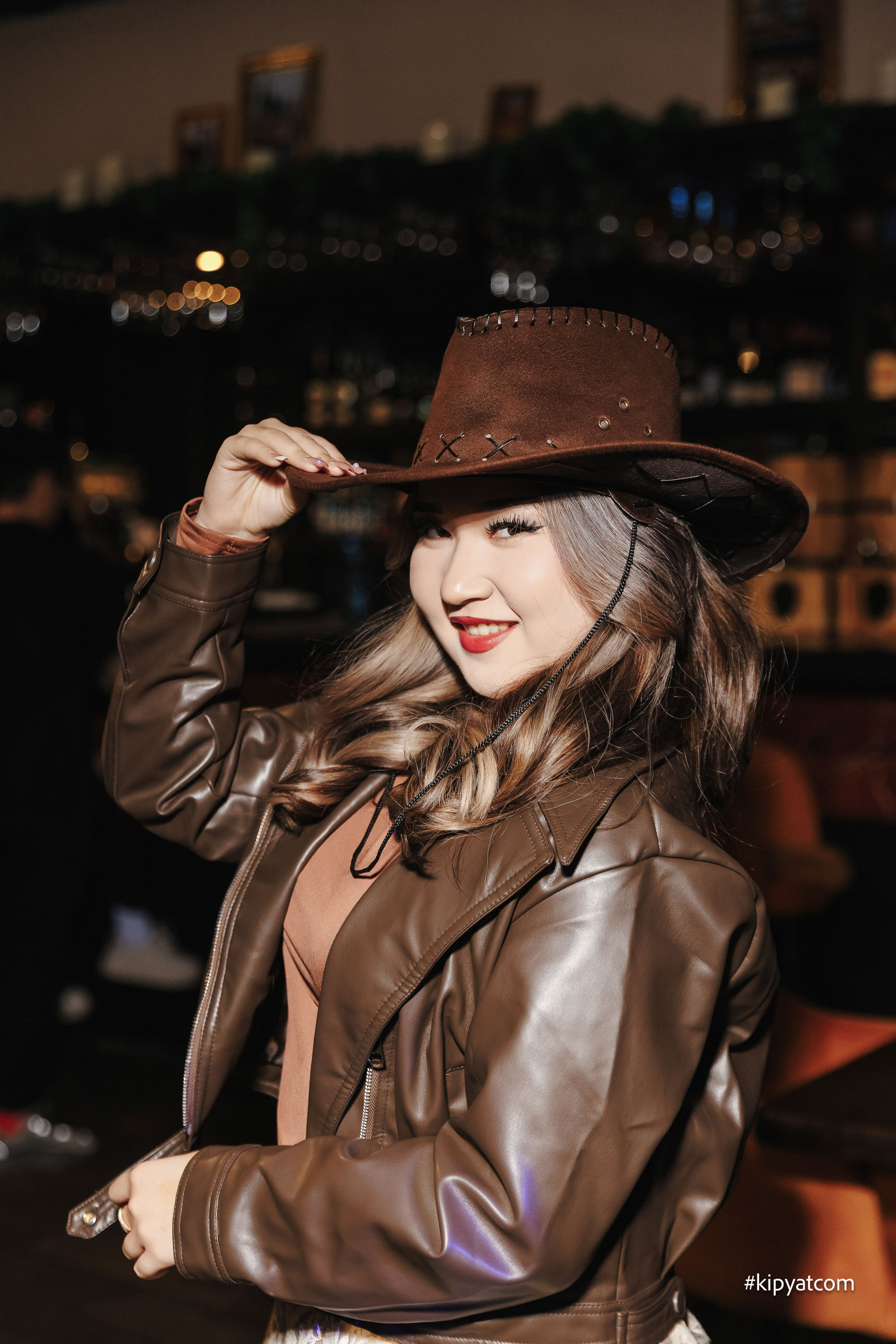 Pinta Акмешит 9/1. Астана Кипятком