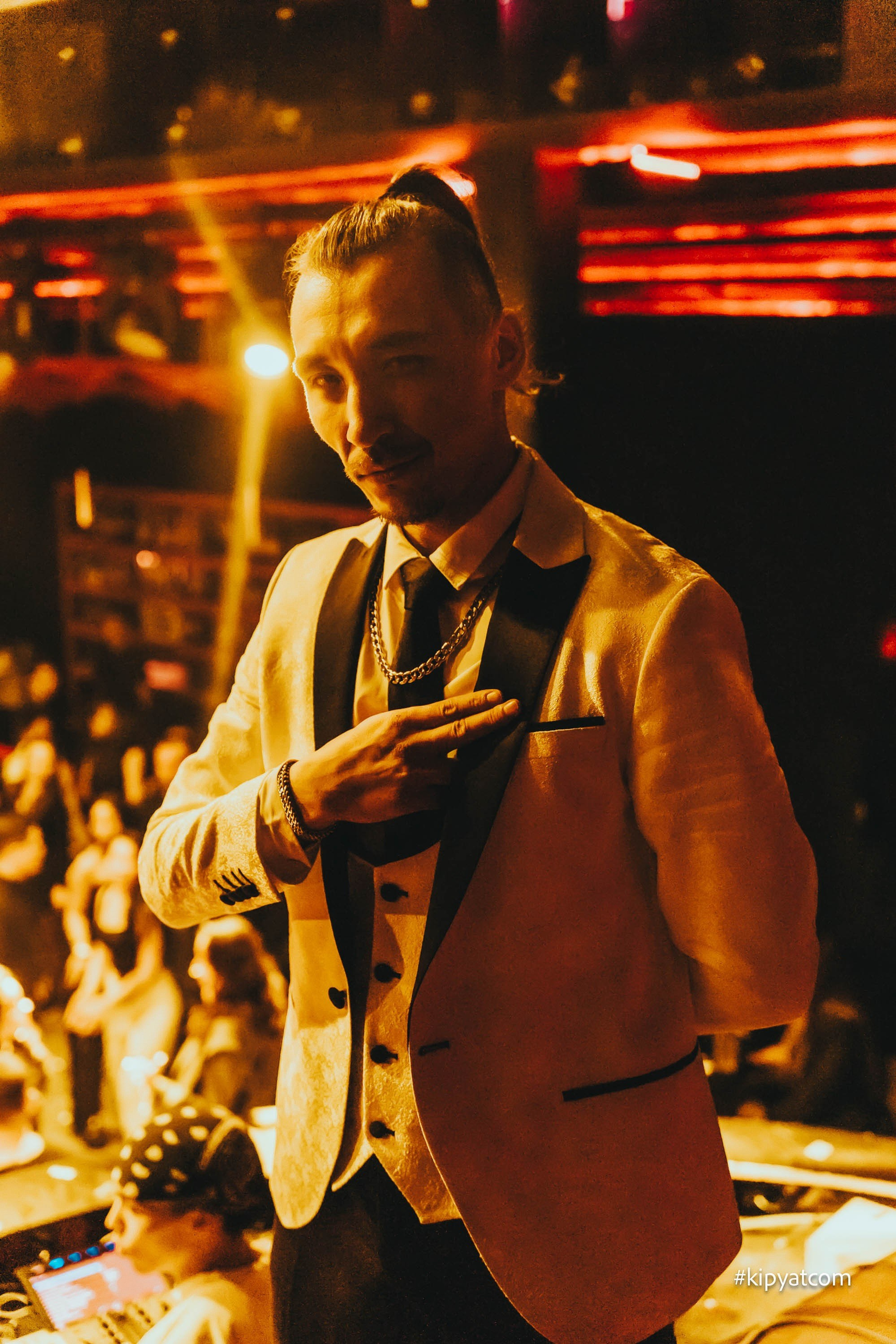 Поиск. Астана Кипятком