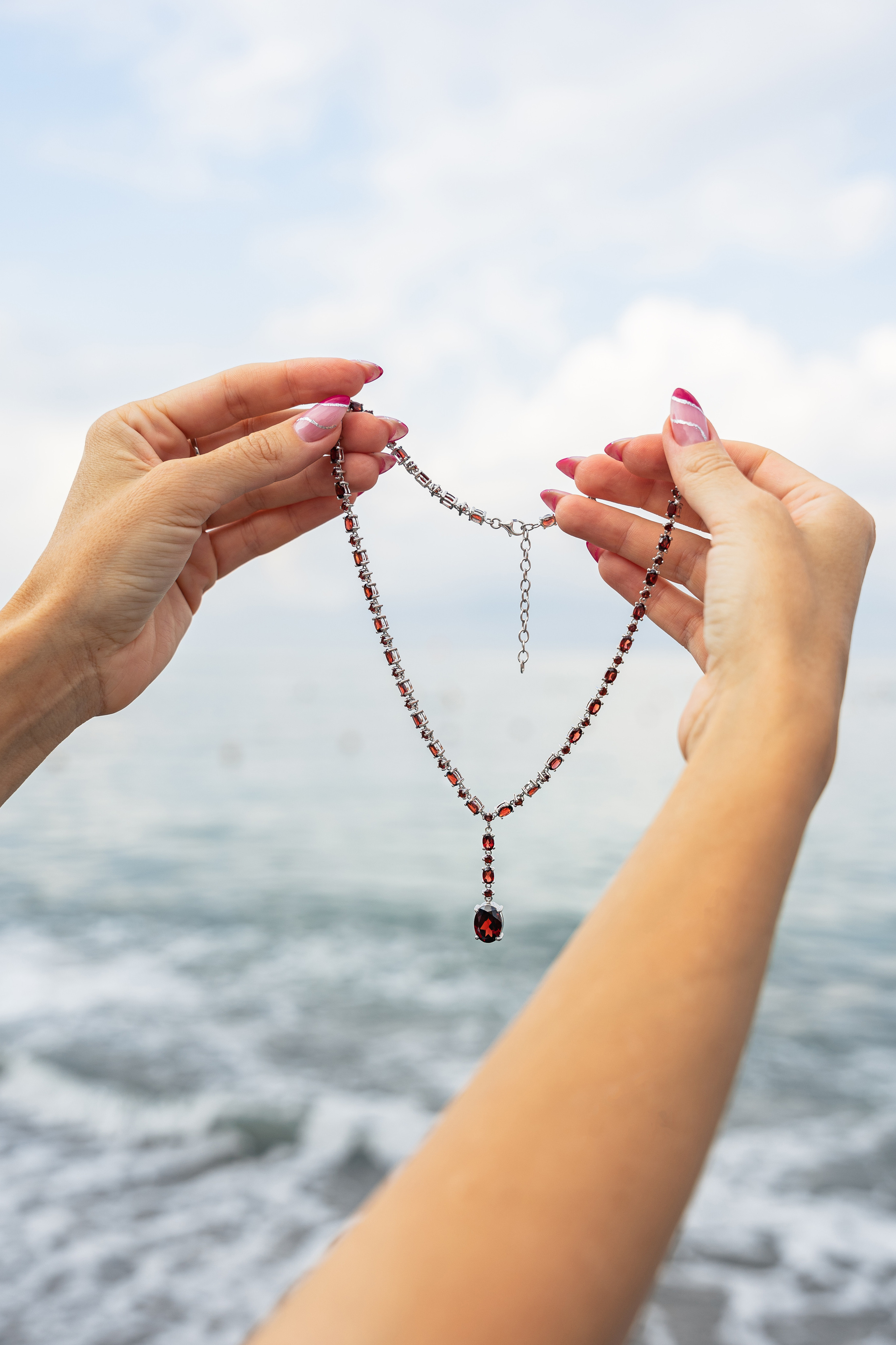 Контент для бренда украшений