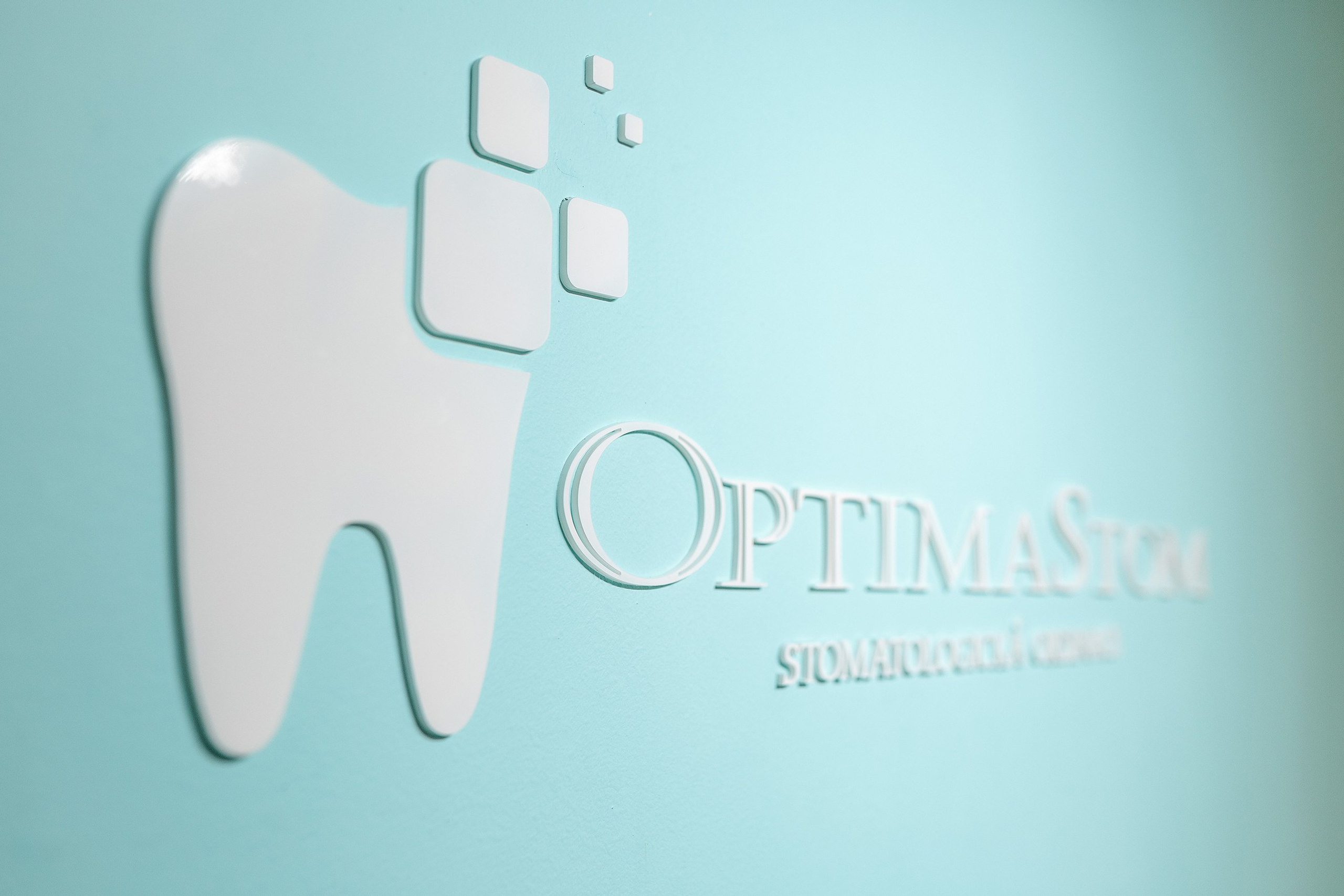 Съёмка оборудования стоматологической клиники OptimaStom. Прага, Чехия