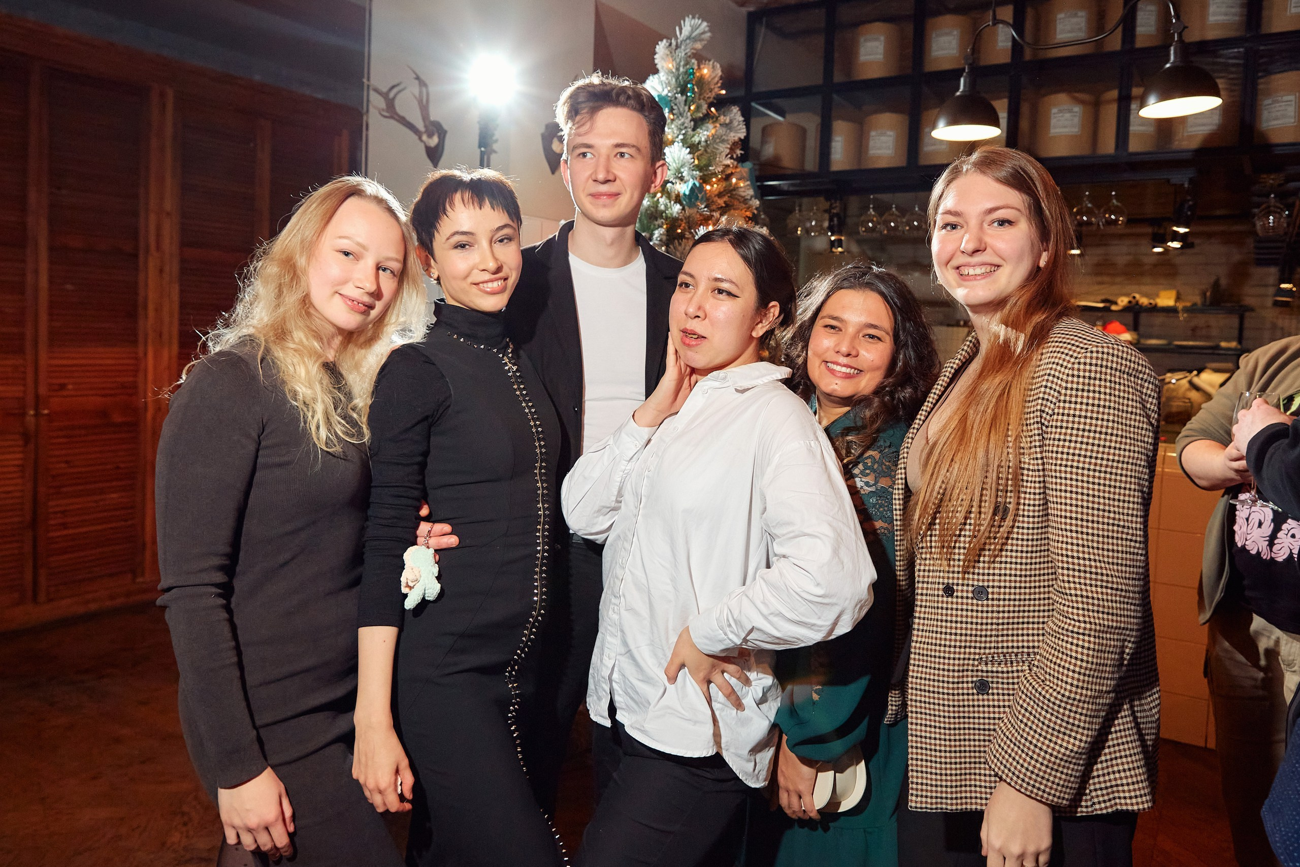 Компании Miraitech-Mavstech / Ресторан MUKKA