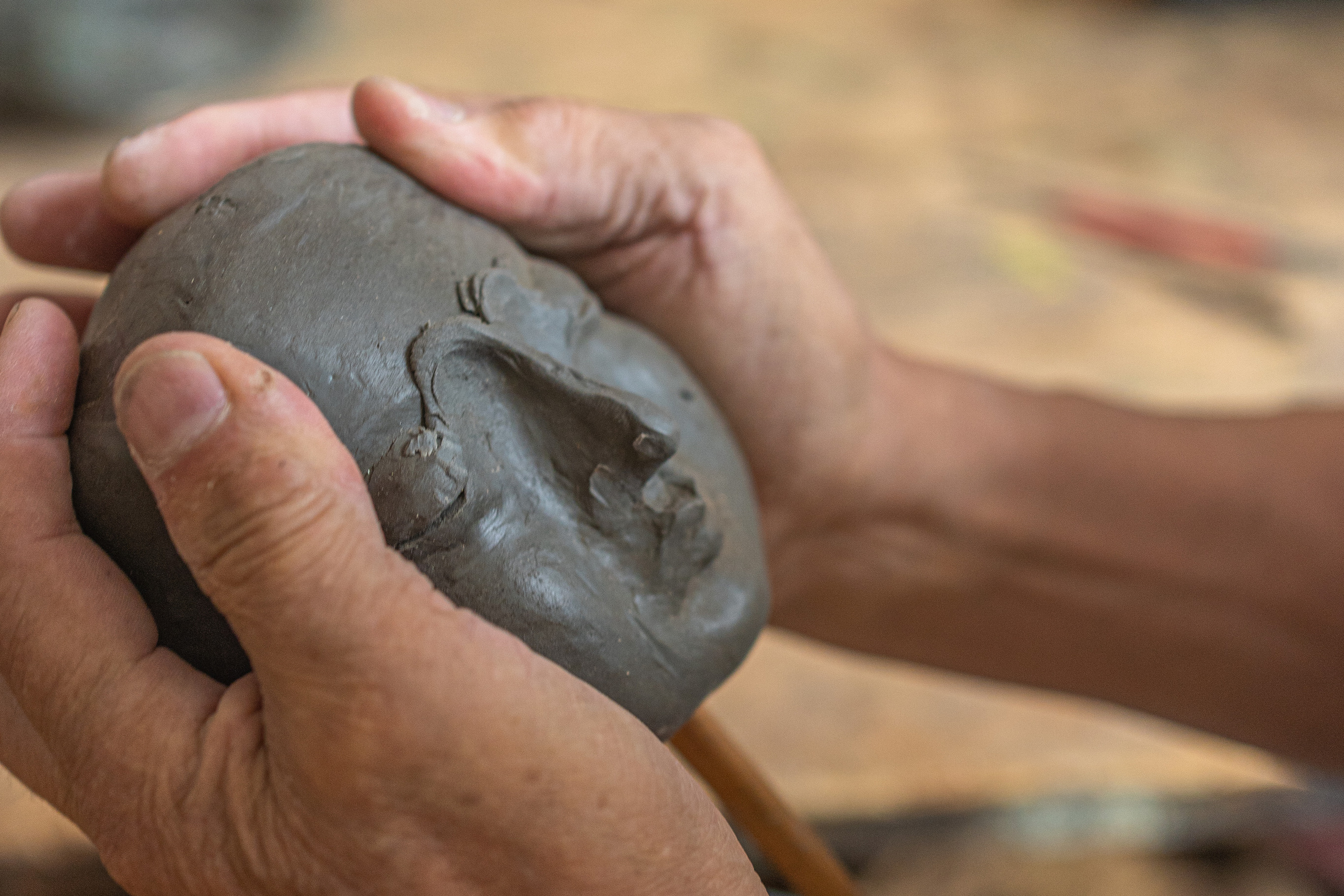 в гостях у скульптора