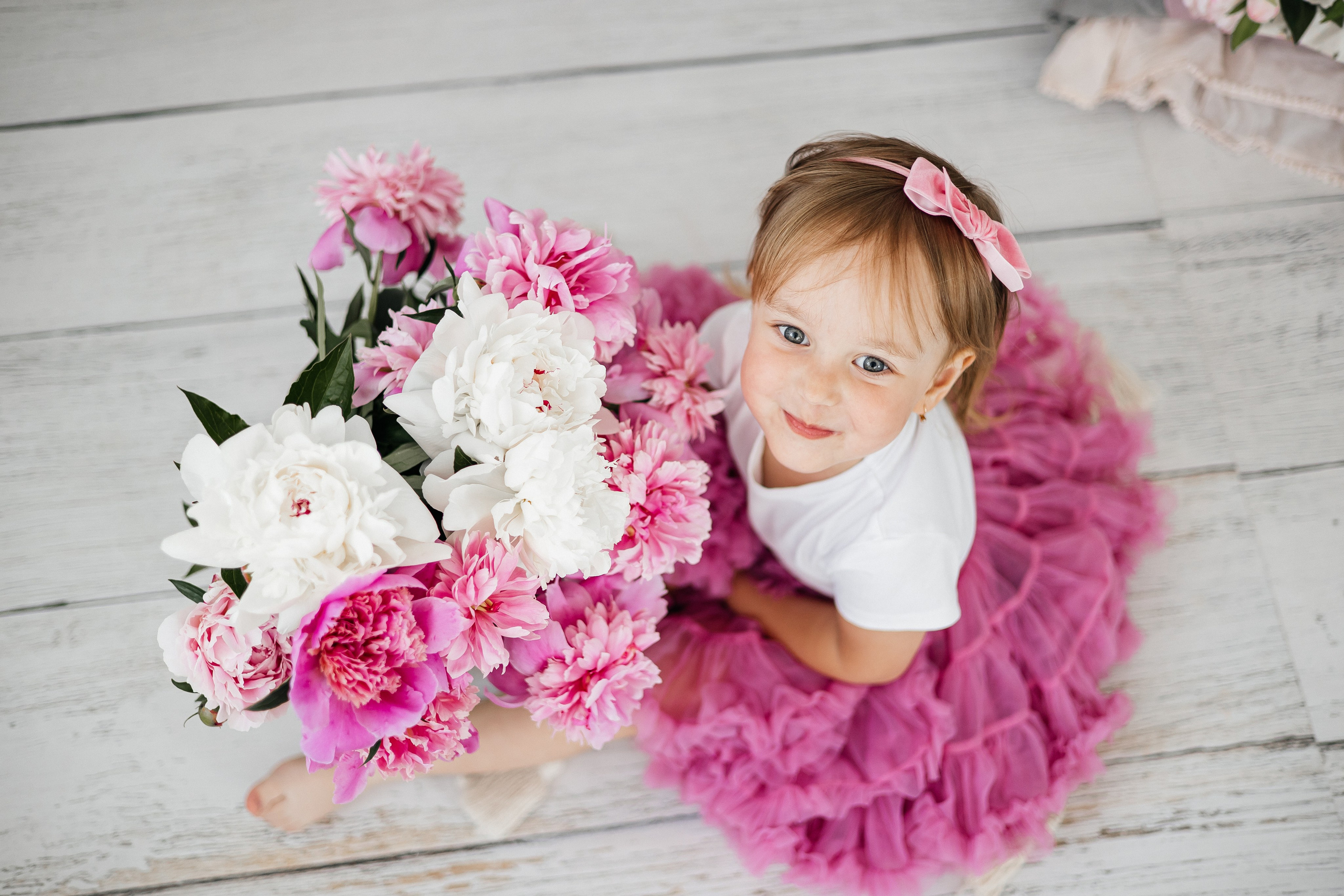 С пионами (сезонная)