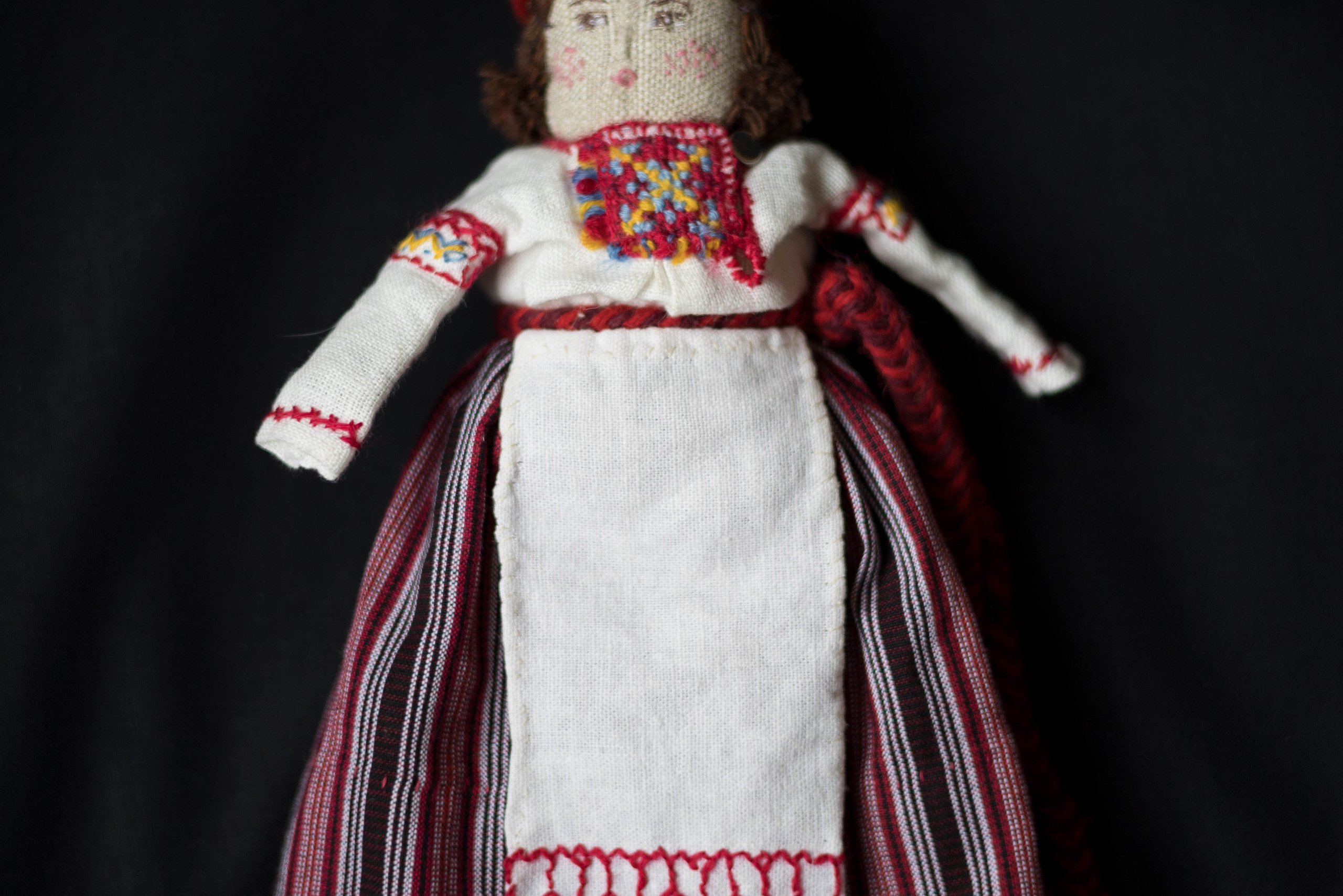 Ингрия. Marina Kuzmina is a photography and video artist