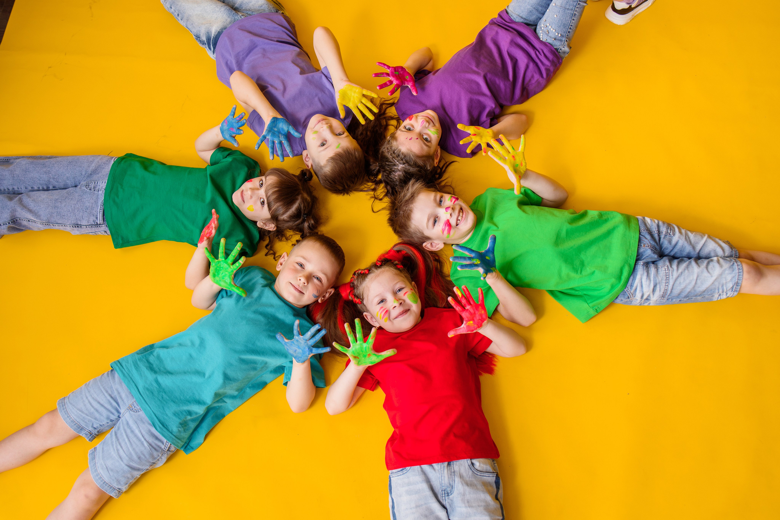 ВЫПУСКНИКИ