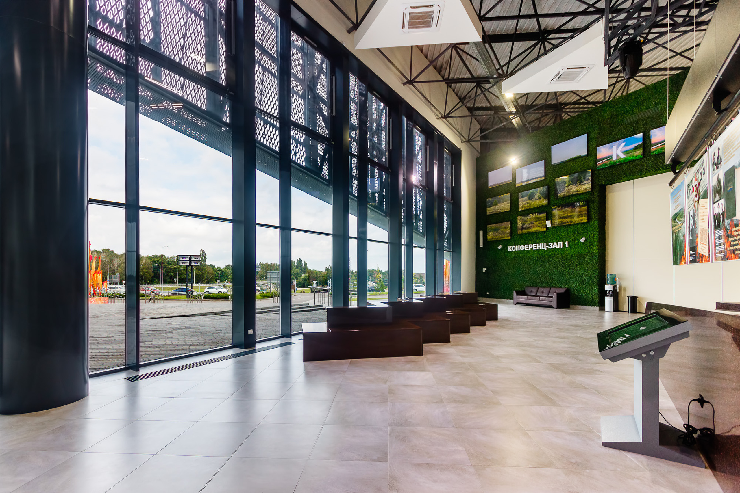 Зона отдыха в выставочном комплексе