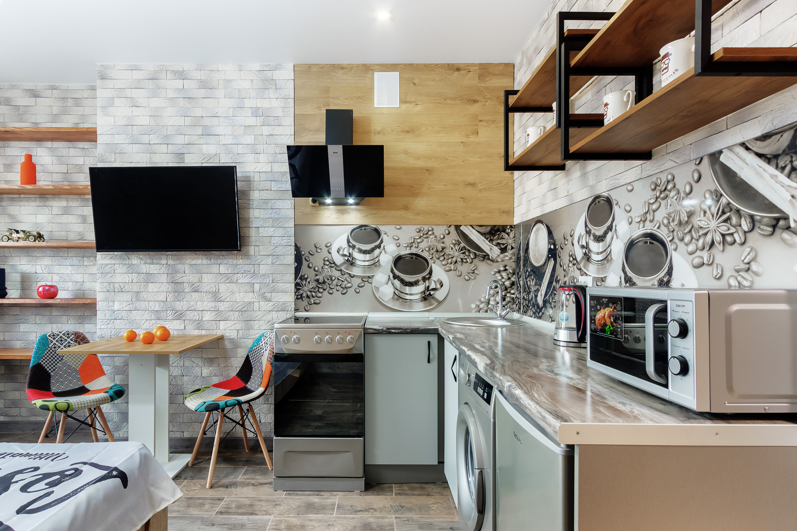 Фотография интерьера кухни в квартире-студии в Ростове-на-Дону