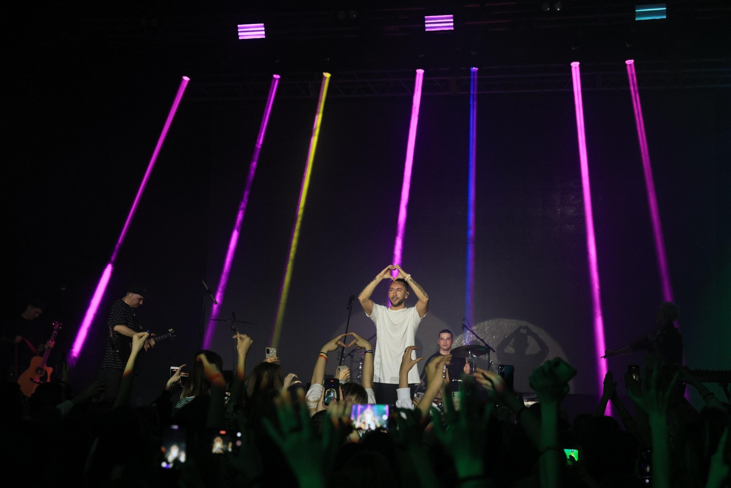 Репортаж с фестиваля «В ДВИЖЕНИИ». Концерт группы «Пицца»