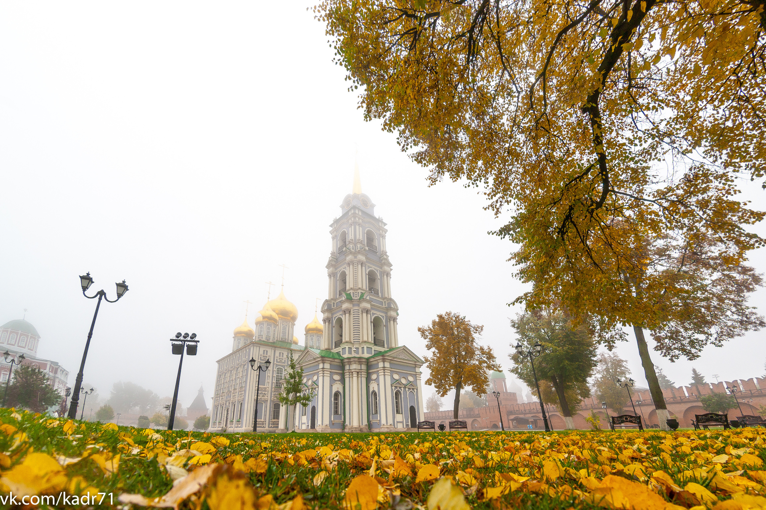 Тульский кремль осень (старенький 5Д и зенитар)