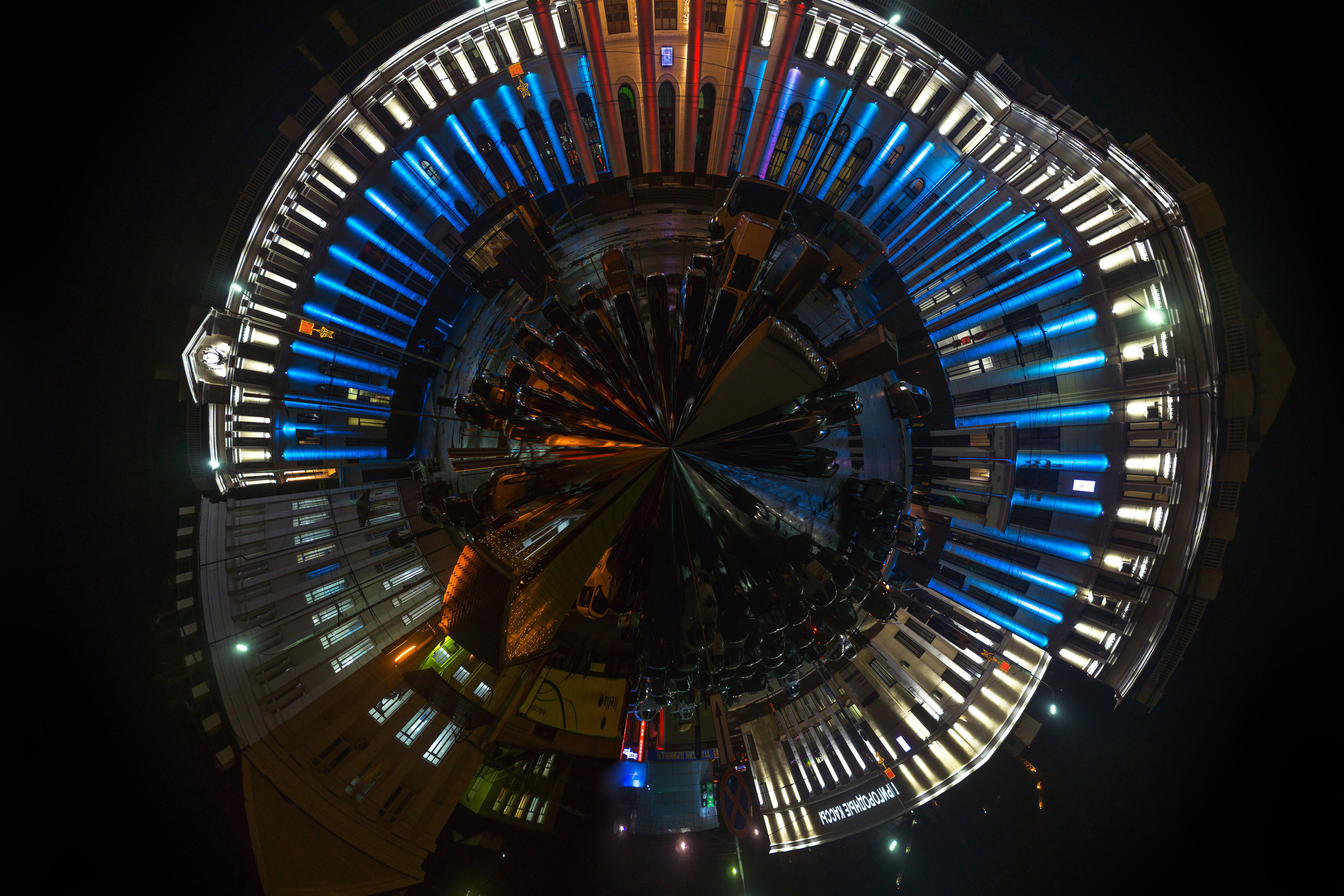 Московский железнодорожный вокзал г. Тула, броепоезд «Тульский рабочий».