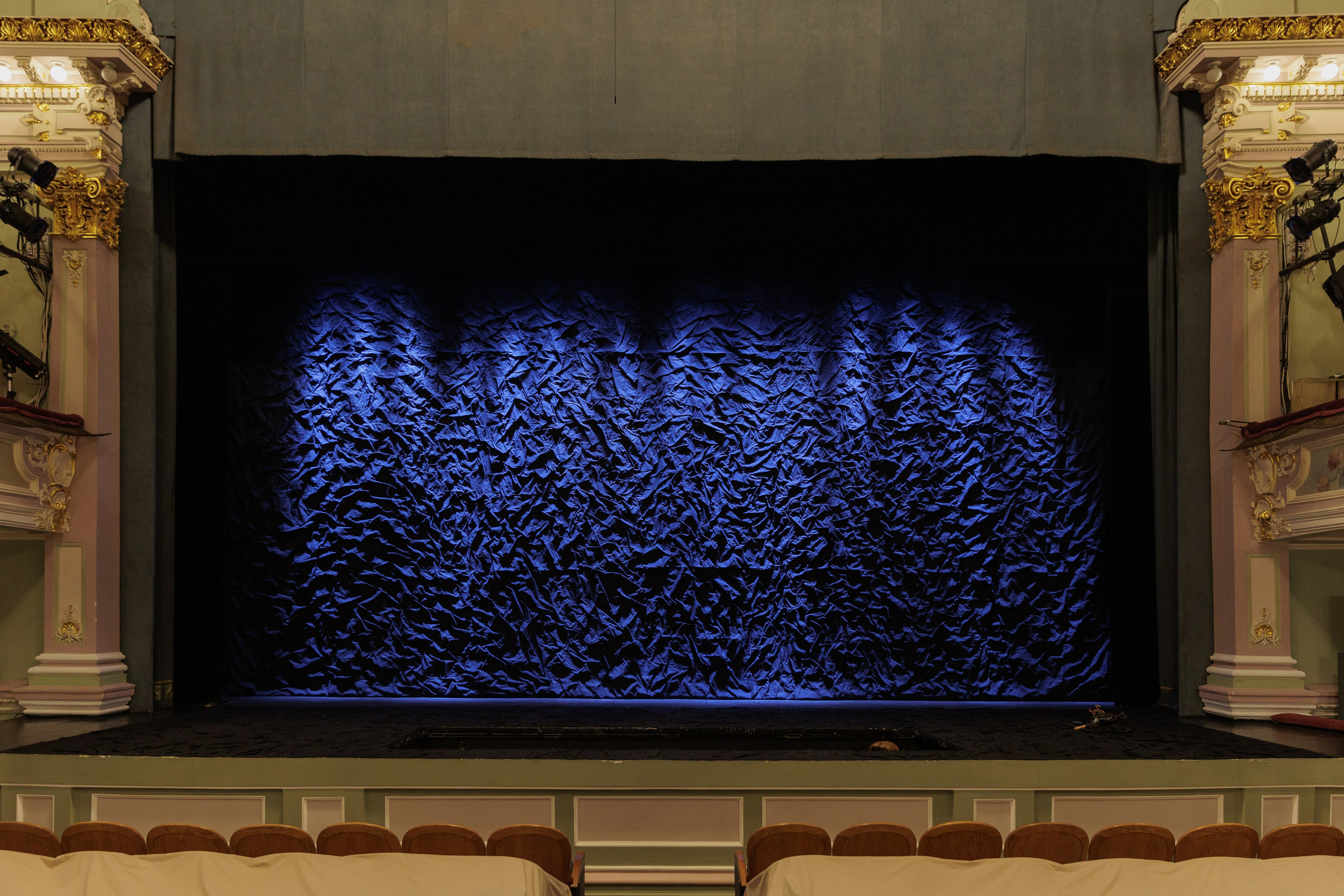 Изготовление мягких декораций для театра под ключ | Проектирование, пошив, монтаж. История занавеса. Превращаем идею в технологию