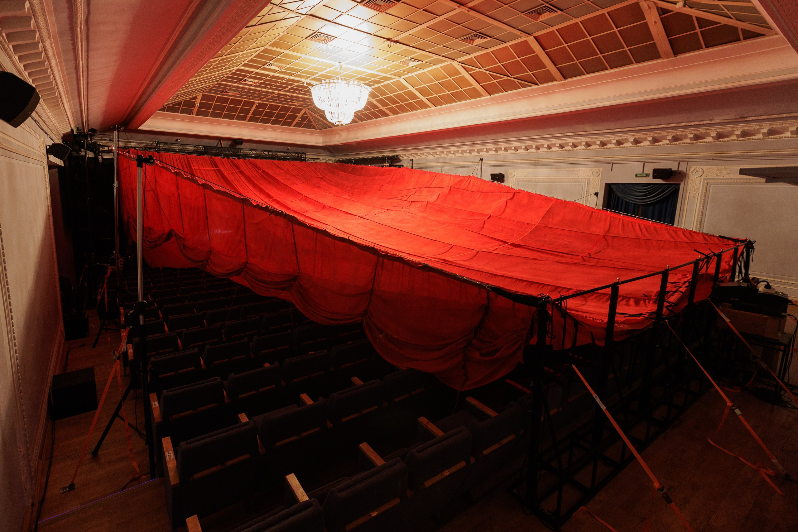 Полный цикл под ключ. История занавеса. Превращаем идею в технологию